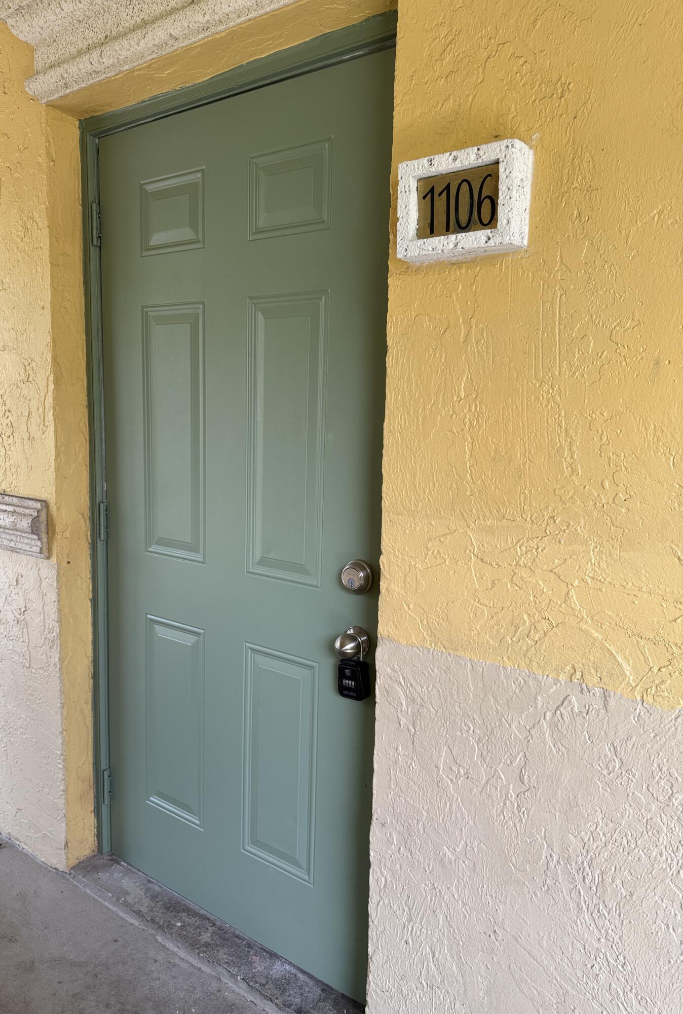 1106 Meadows Circle 1106