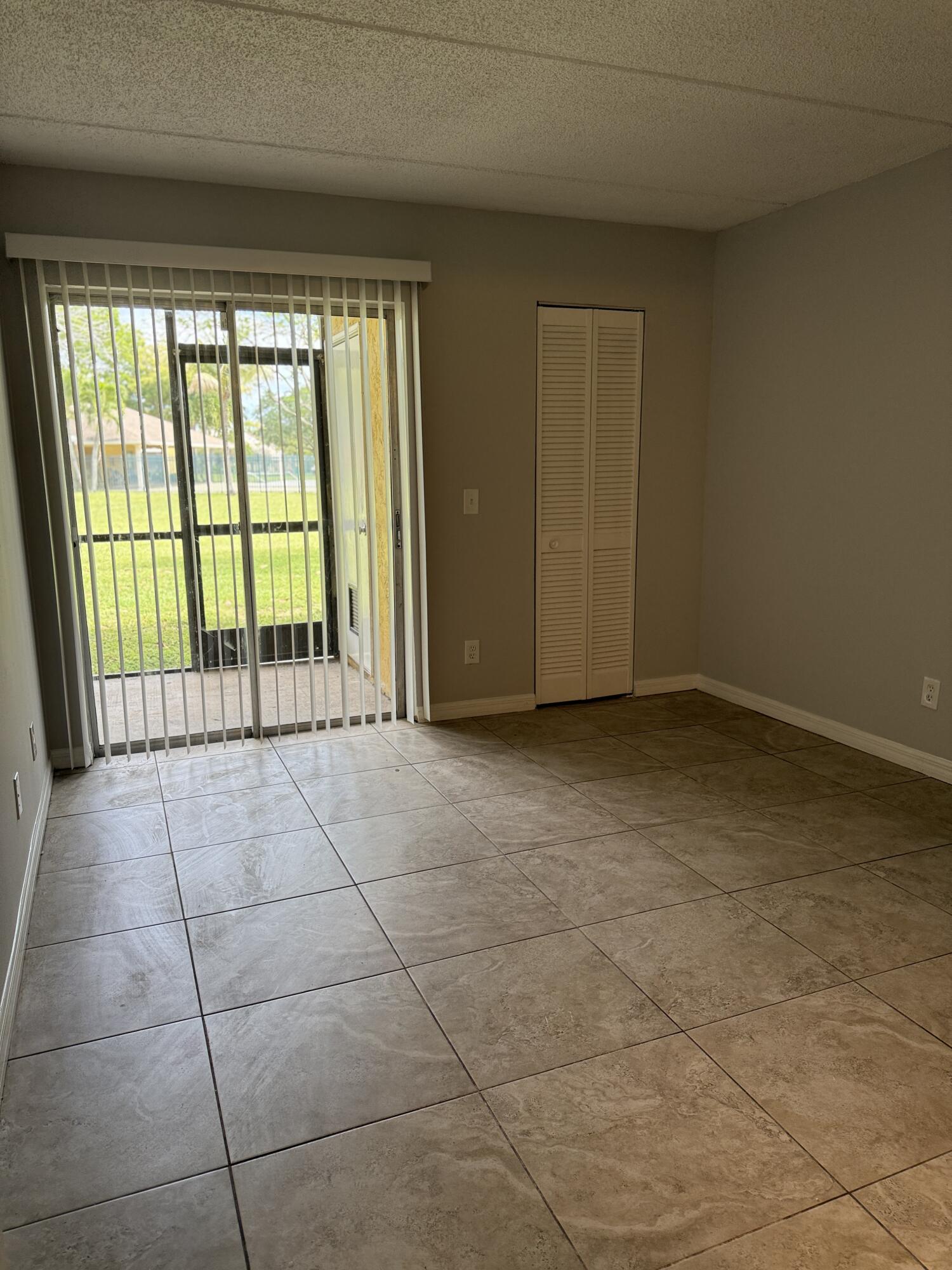 1106 Meadows Circle 1106