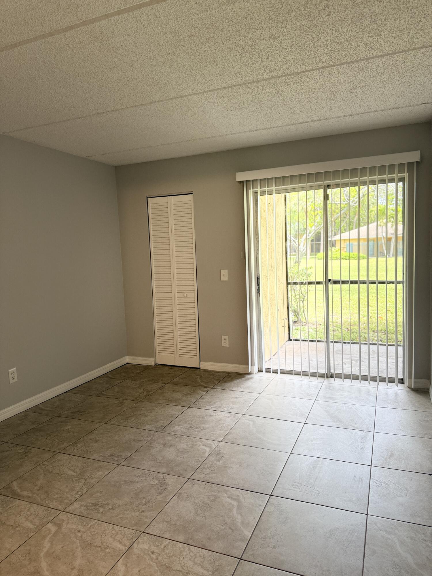 1106 Meadows Circle 1106