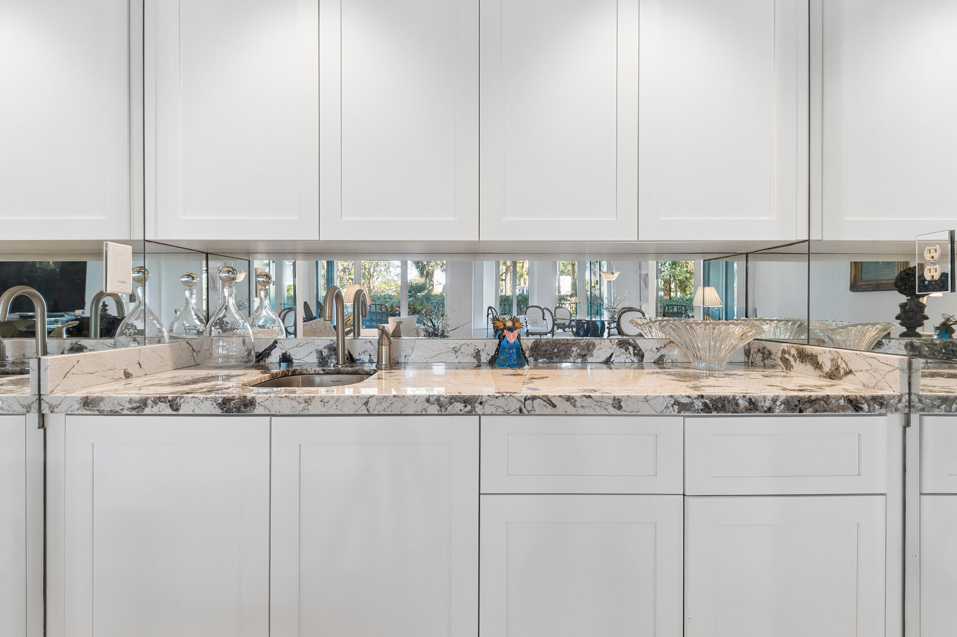 100 SE 5th Avenue 102