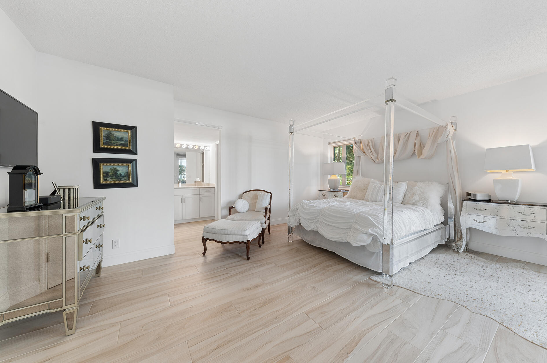 100 SE 5th Avenue 102