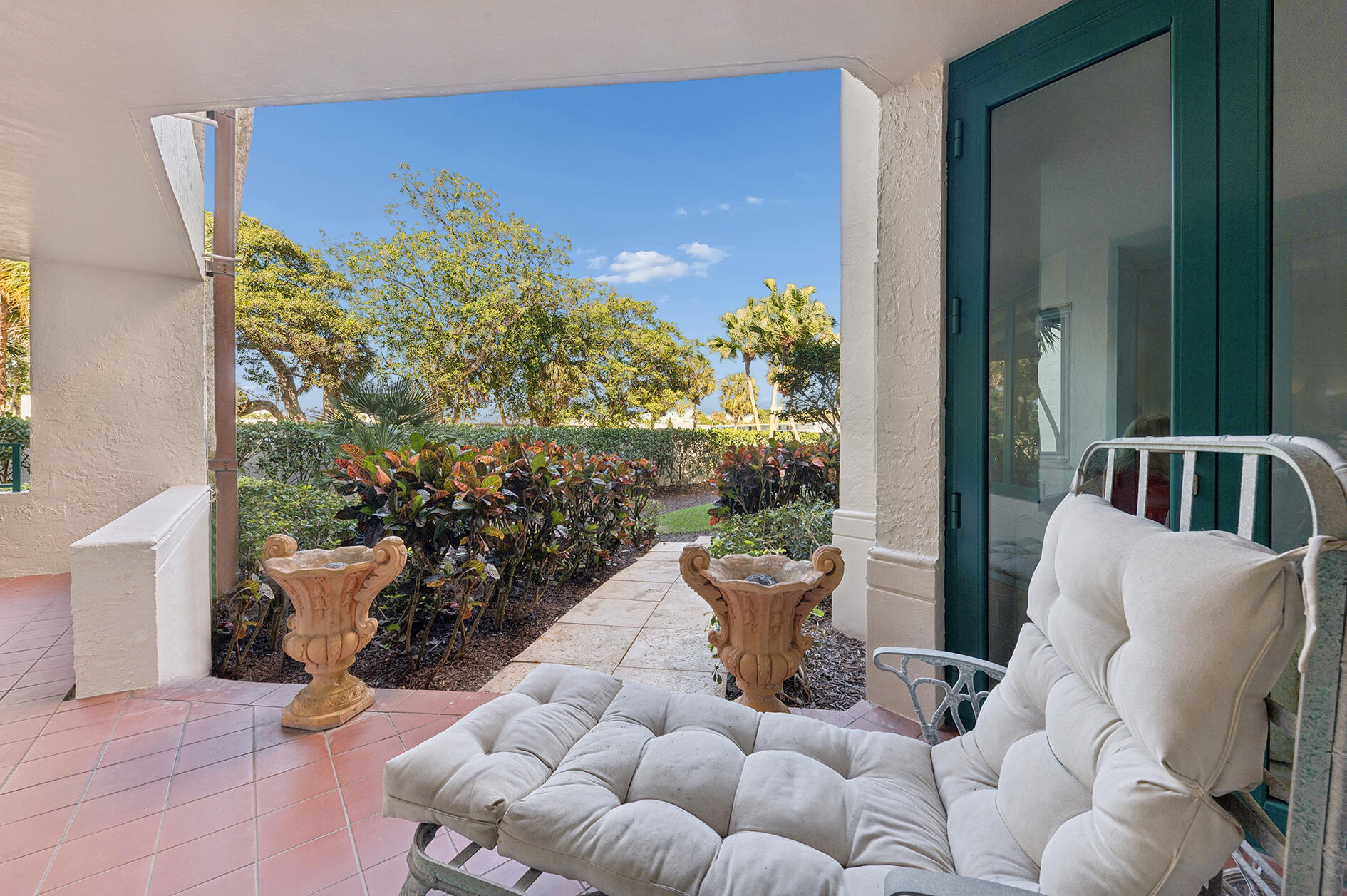 100 SE 5th Avenue 102