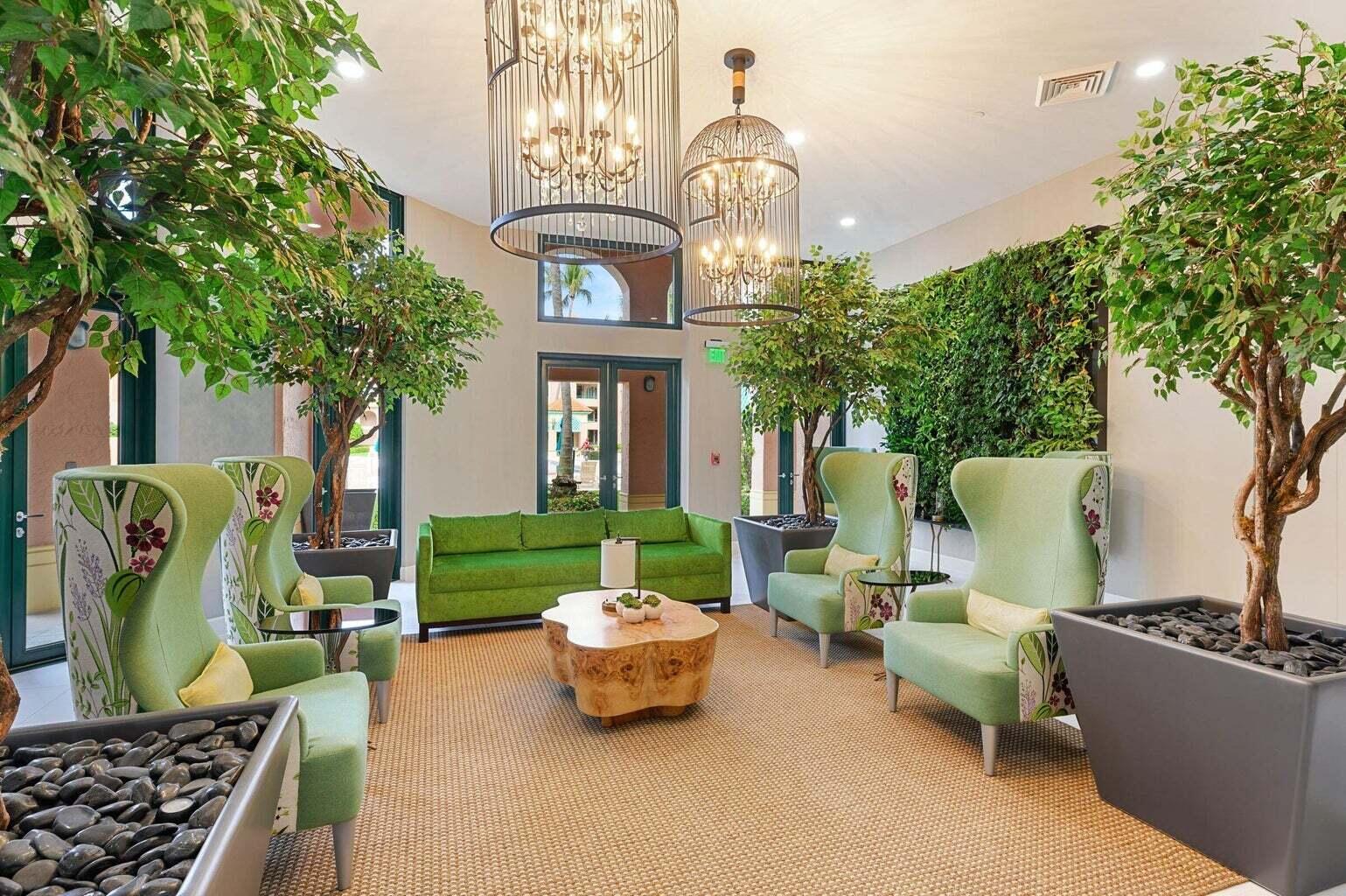 100 SE 5th Avenue 102