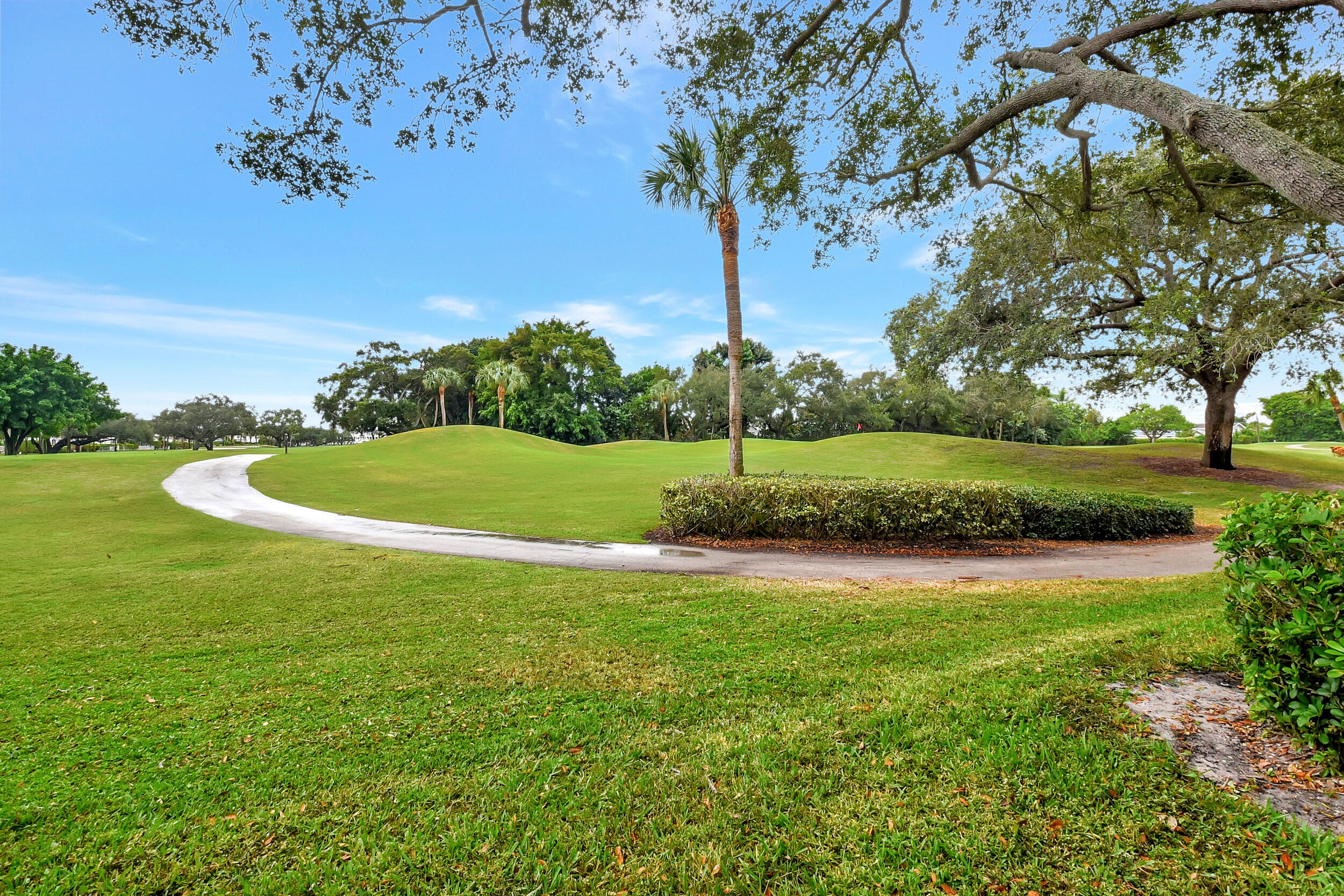 17396 Boca Club Boulevard 104