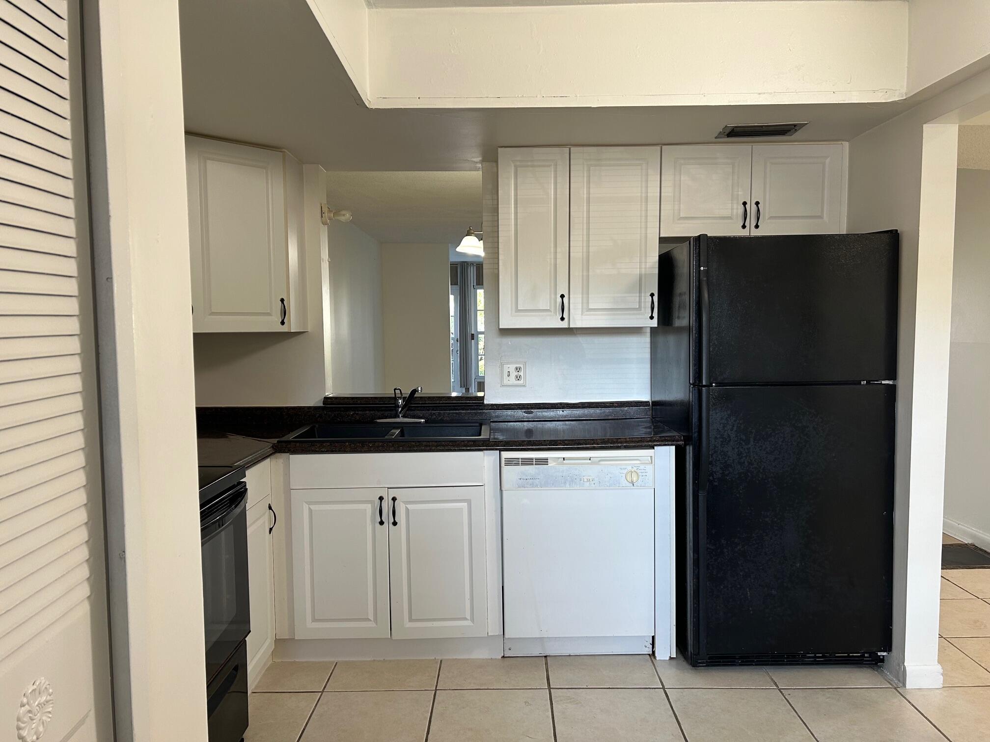 25 Abbey Lane 104