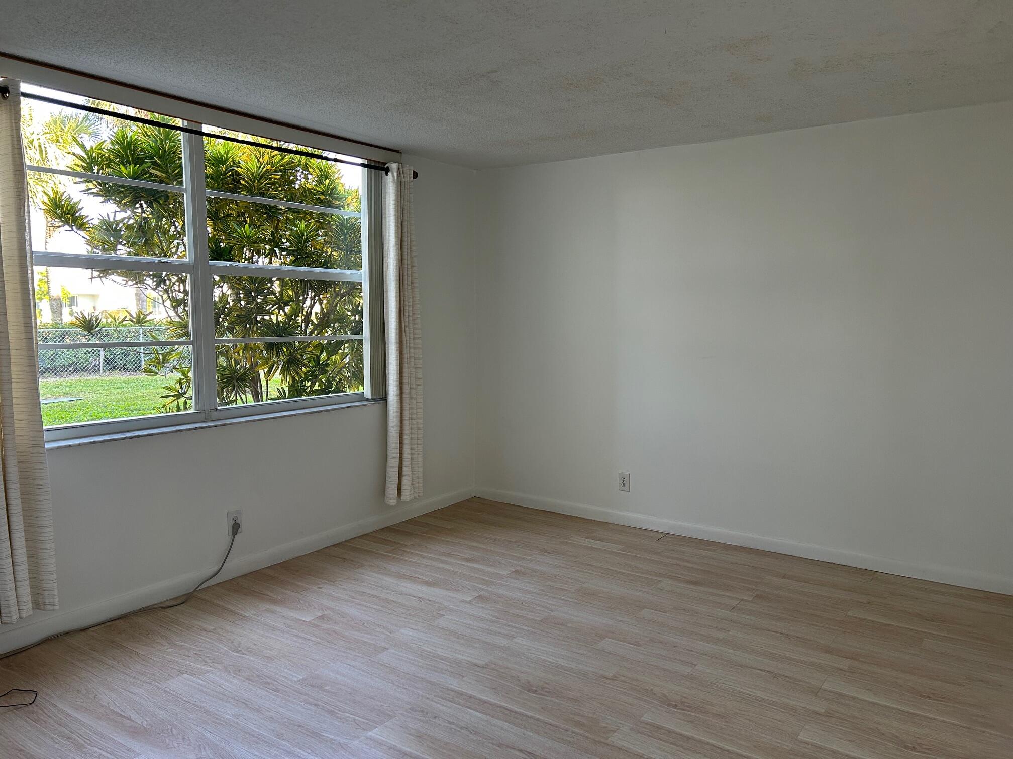 25 Abbey Lane 104