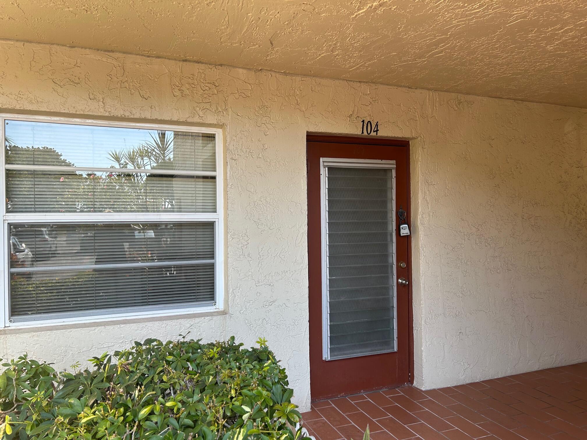 25 Abbey Lane 104