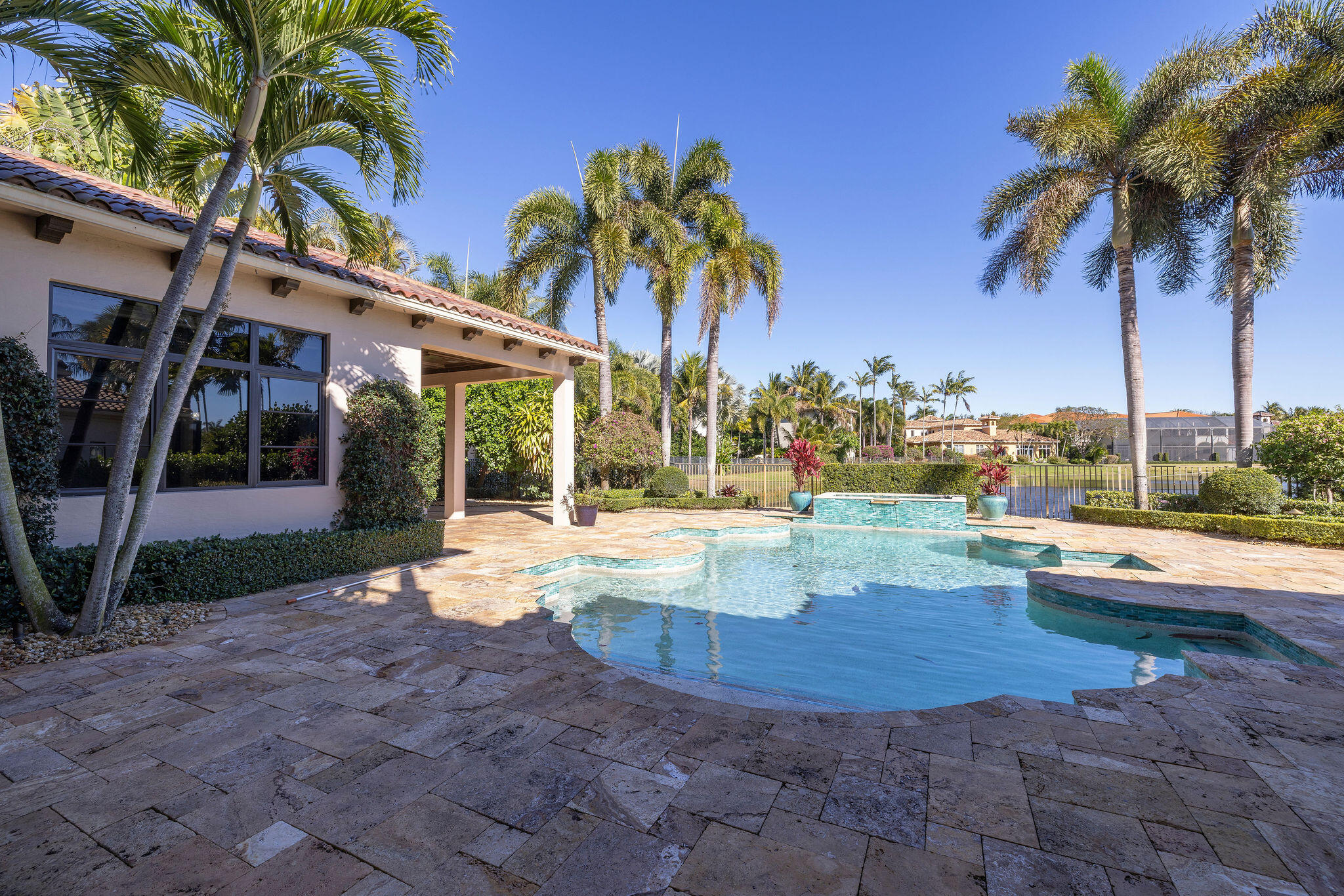 9253 Este Lago Drive