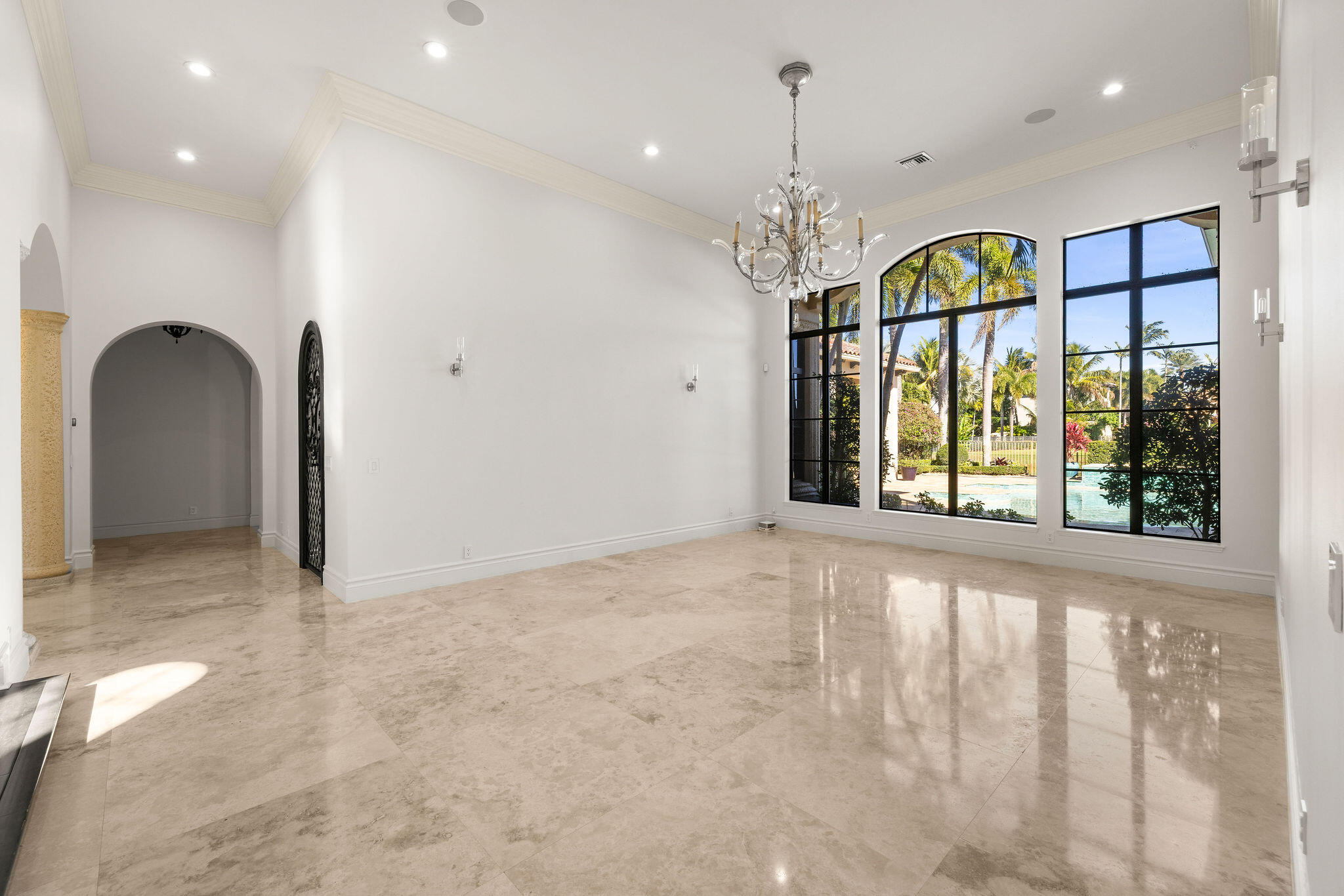 9253 Este Lago Drive