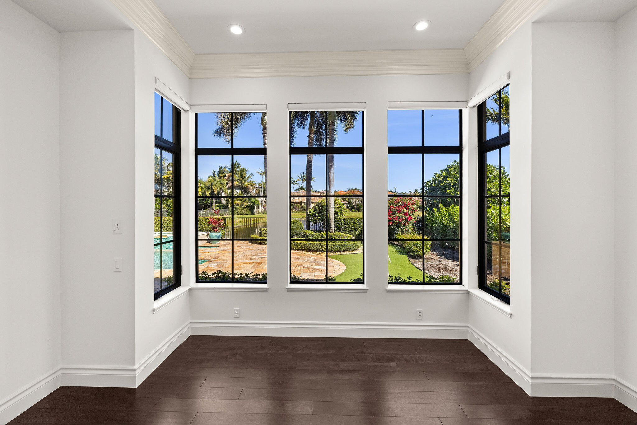 9253 Este Lago Drive