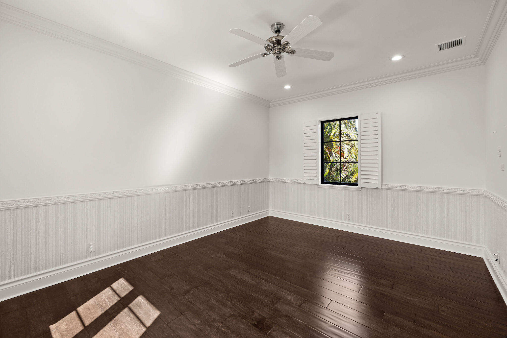 9253 Este Lago Drive