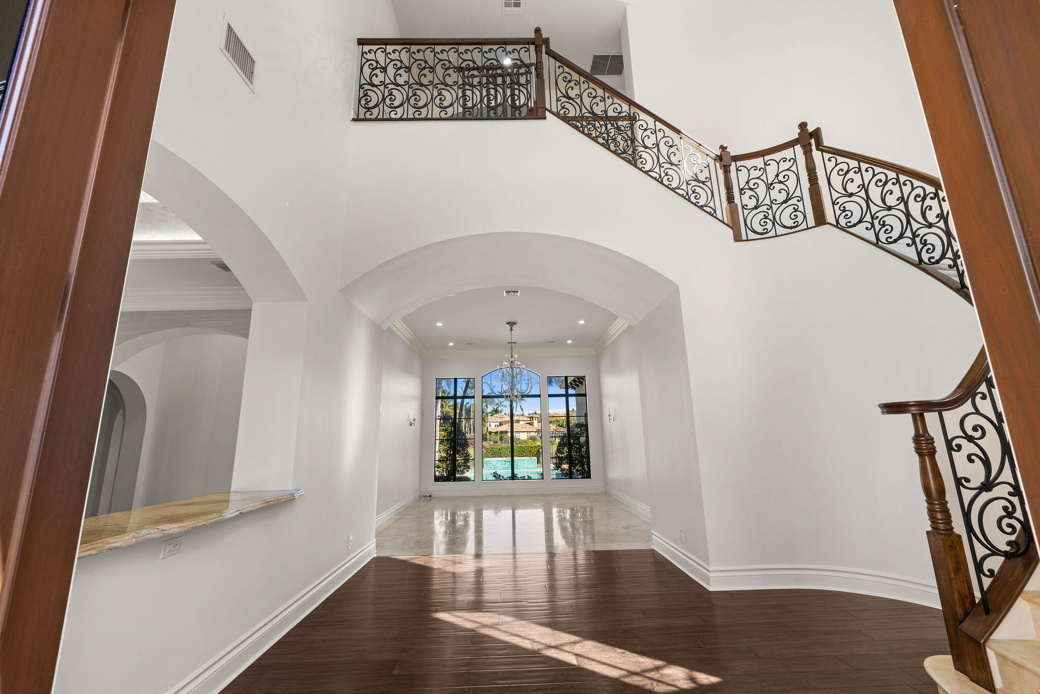 9253 Este Lago Drive