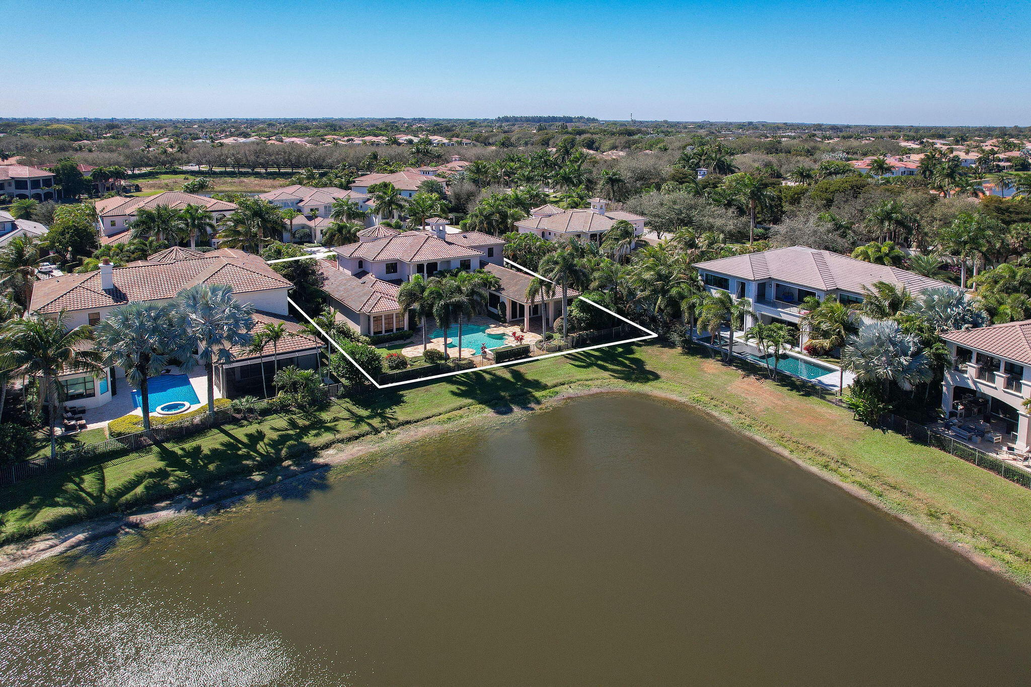 9253 Este Lago Drive