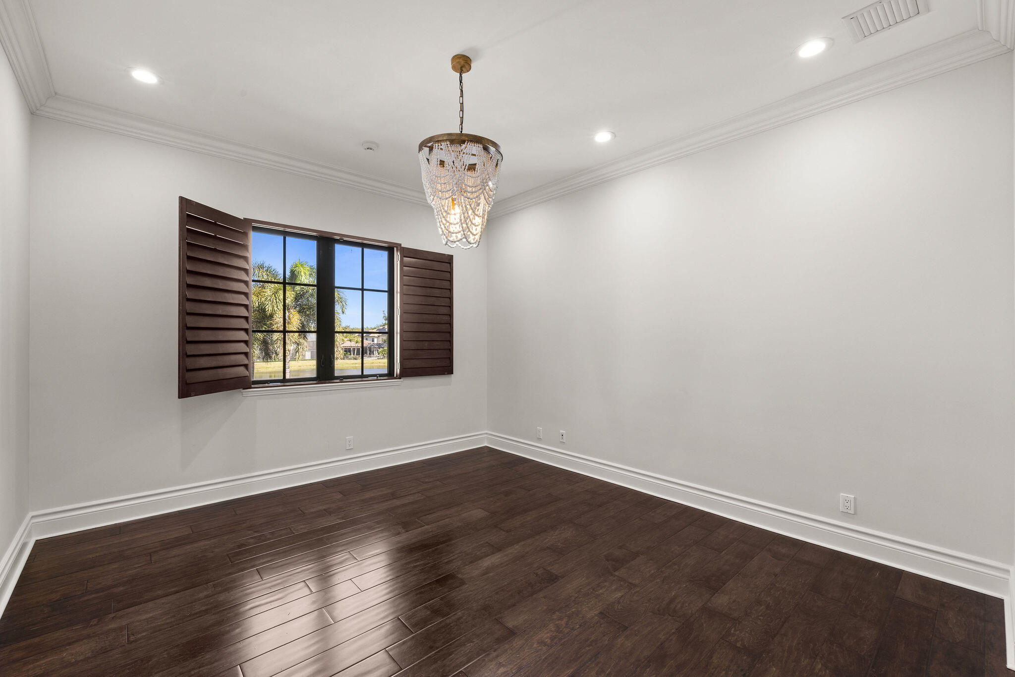 9253 Este Lago Drive