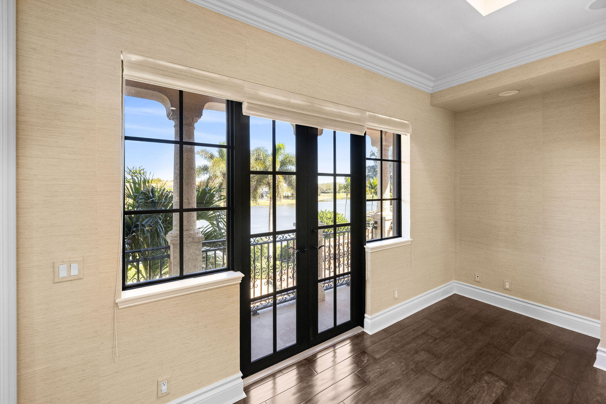 9253 Este Lago Drive