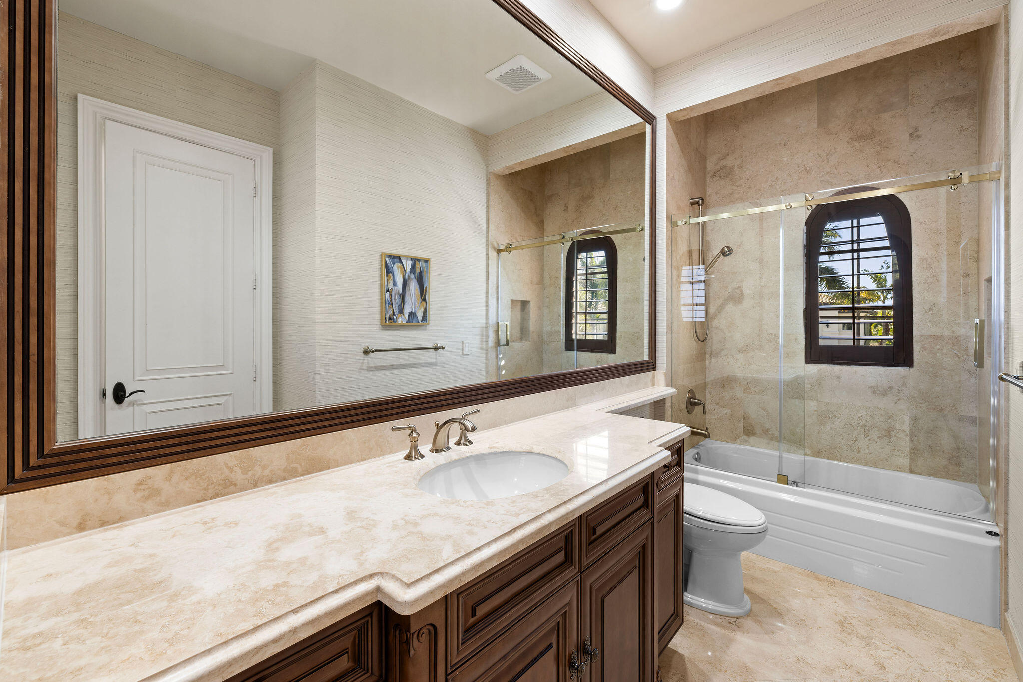 9253 Este Lago Drive