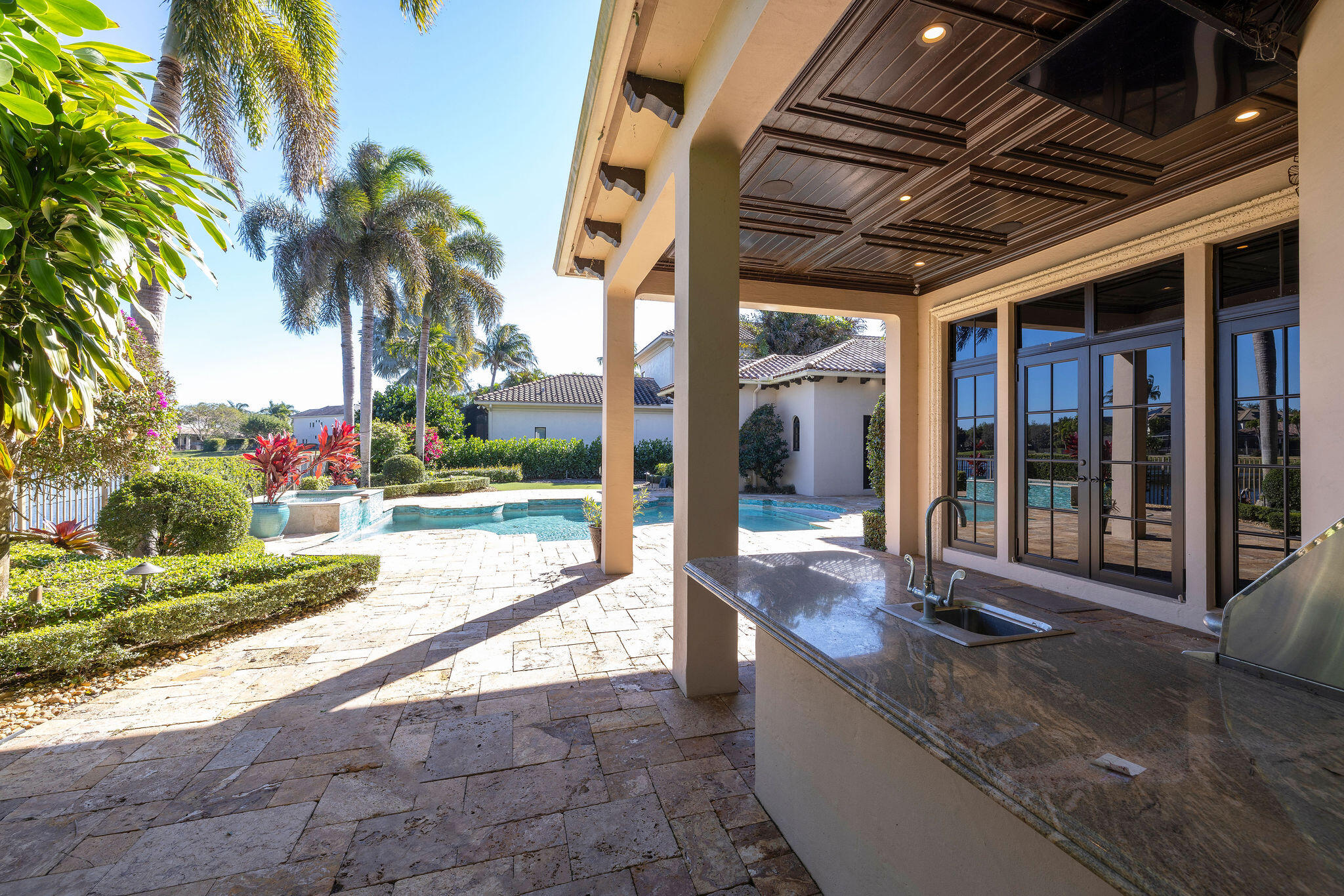 9253 Este Lago Drive