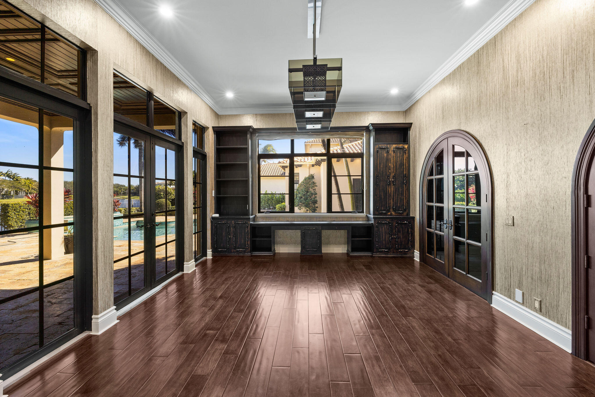 9253 Este Lago Drive