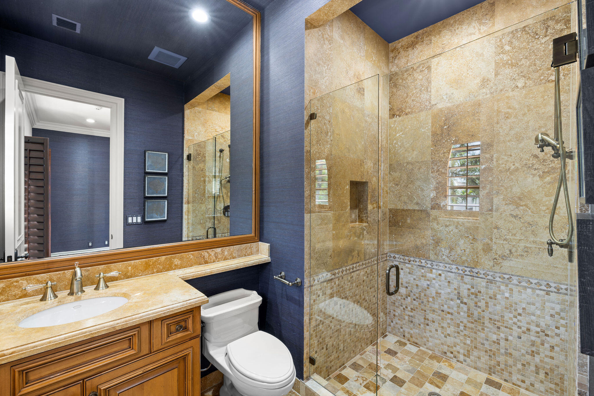 9253 Este Lago Drive