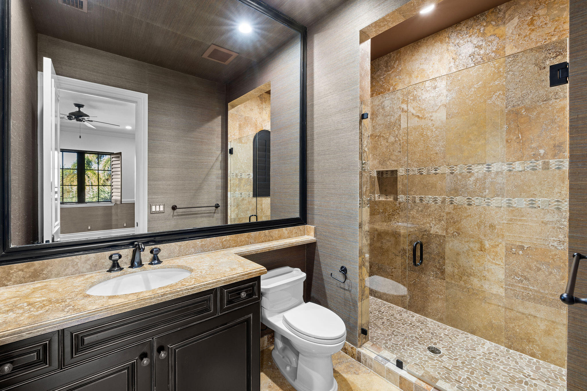 9253 Este Lago Drive