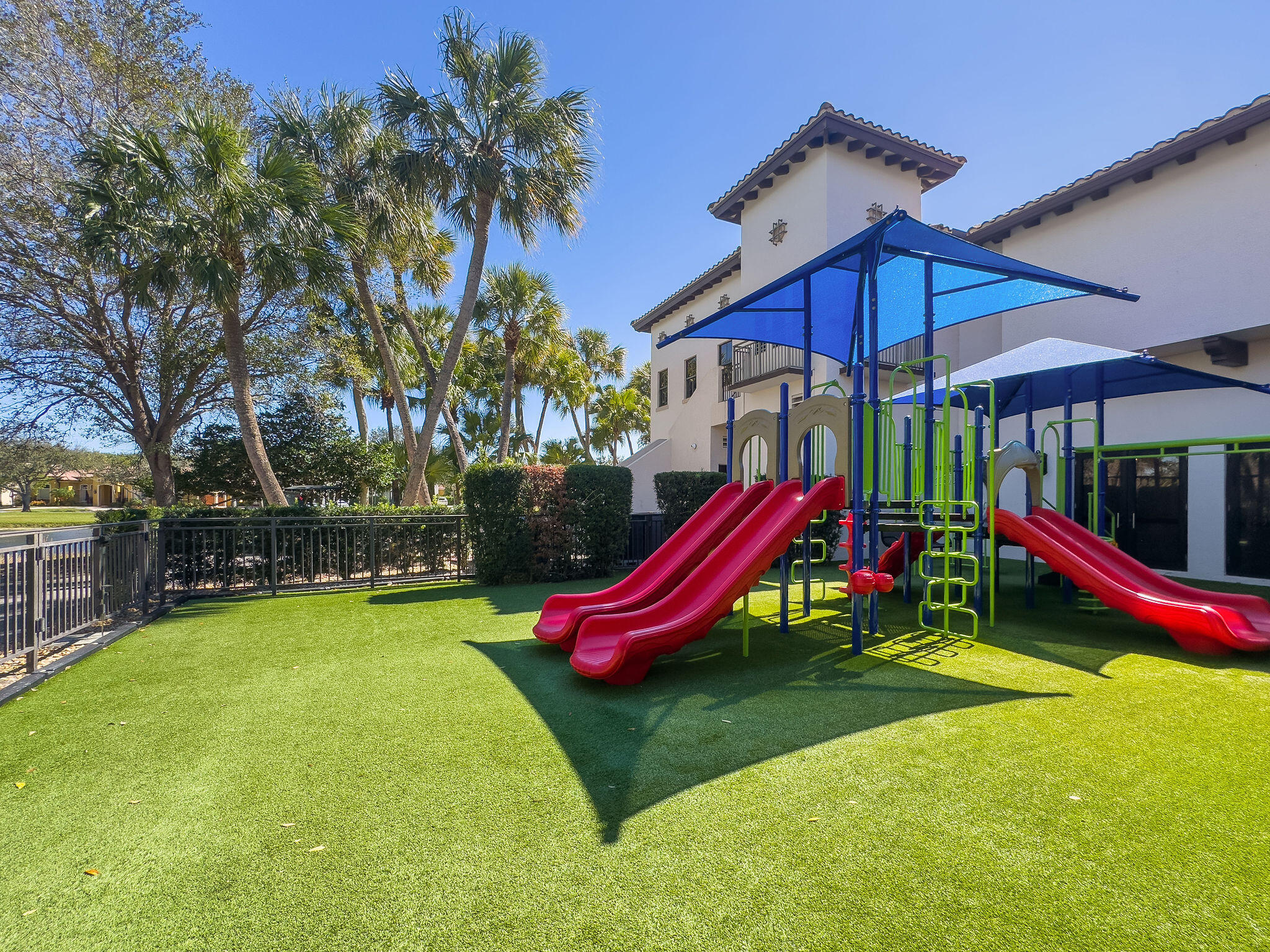 9253 Este Lago Drive