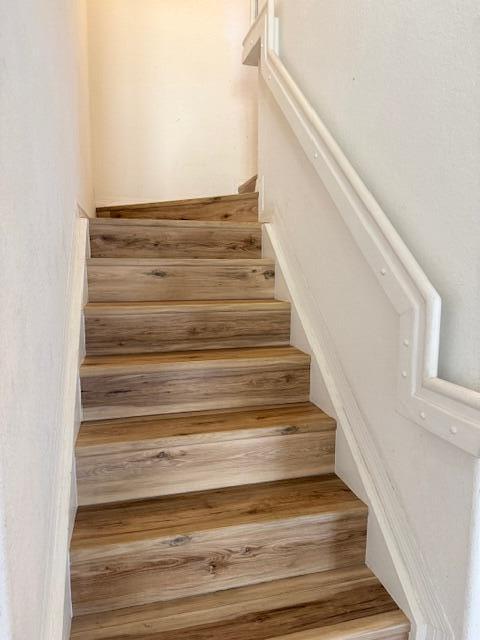 398 Lake Monterey Circle