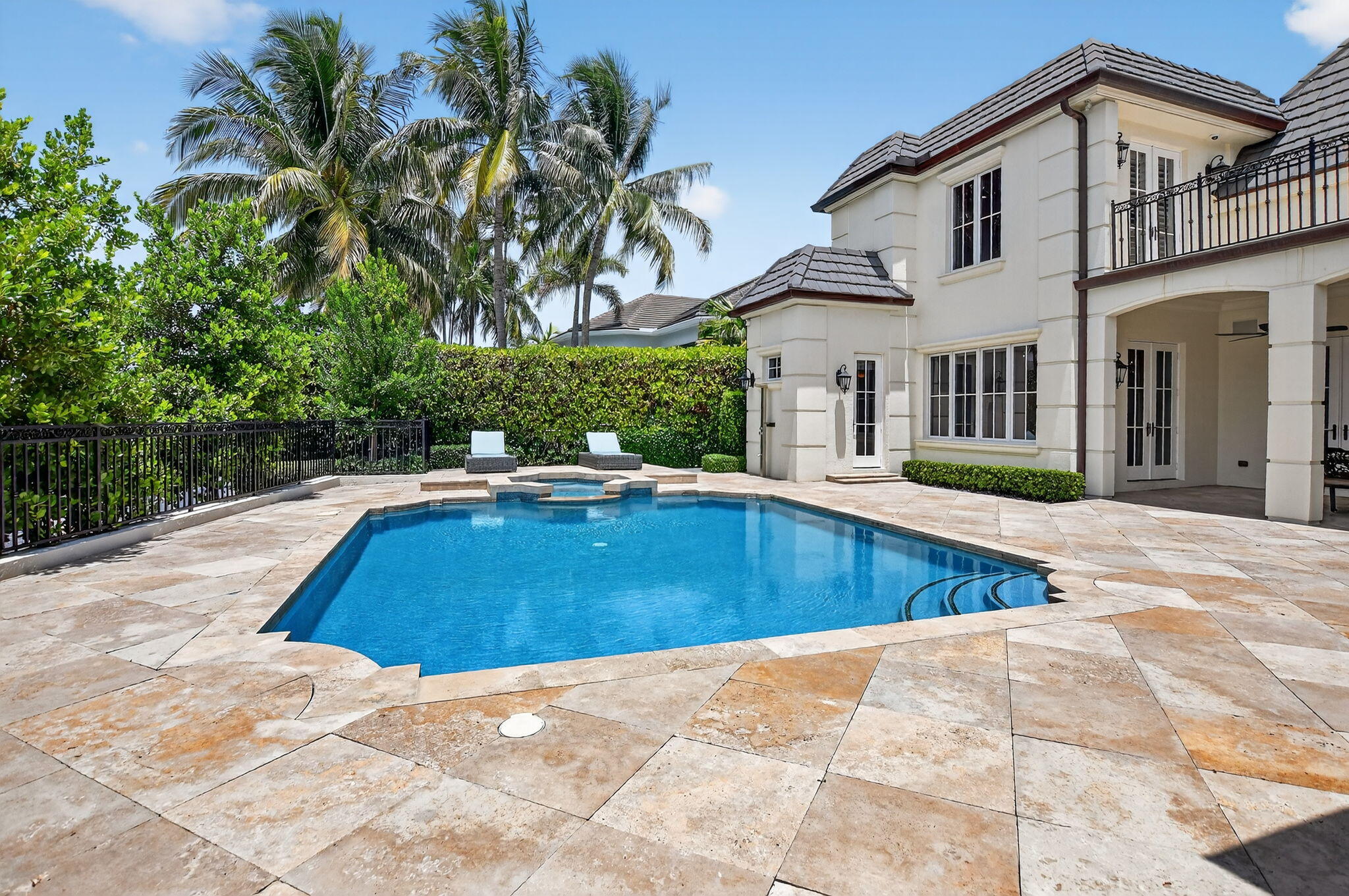 377 E Coconut Palm Road