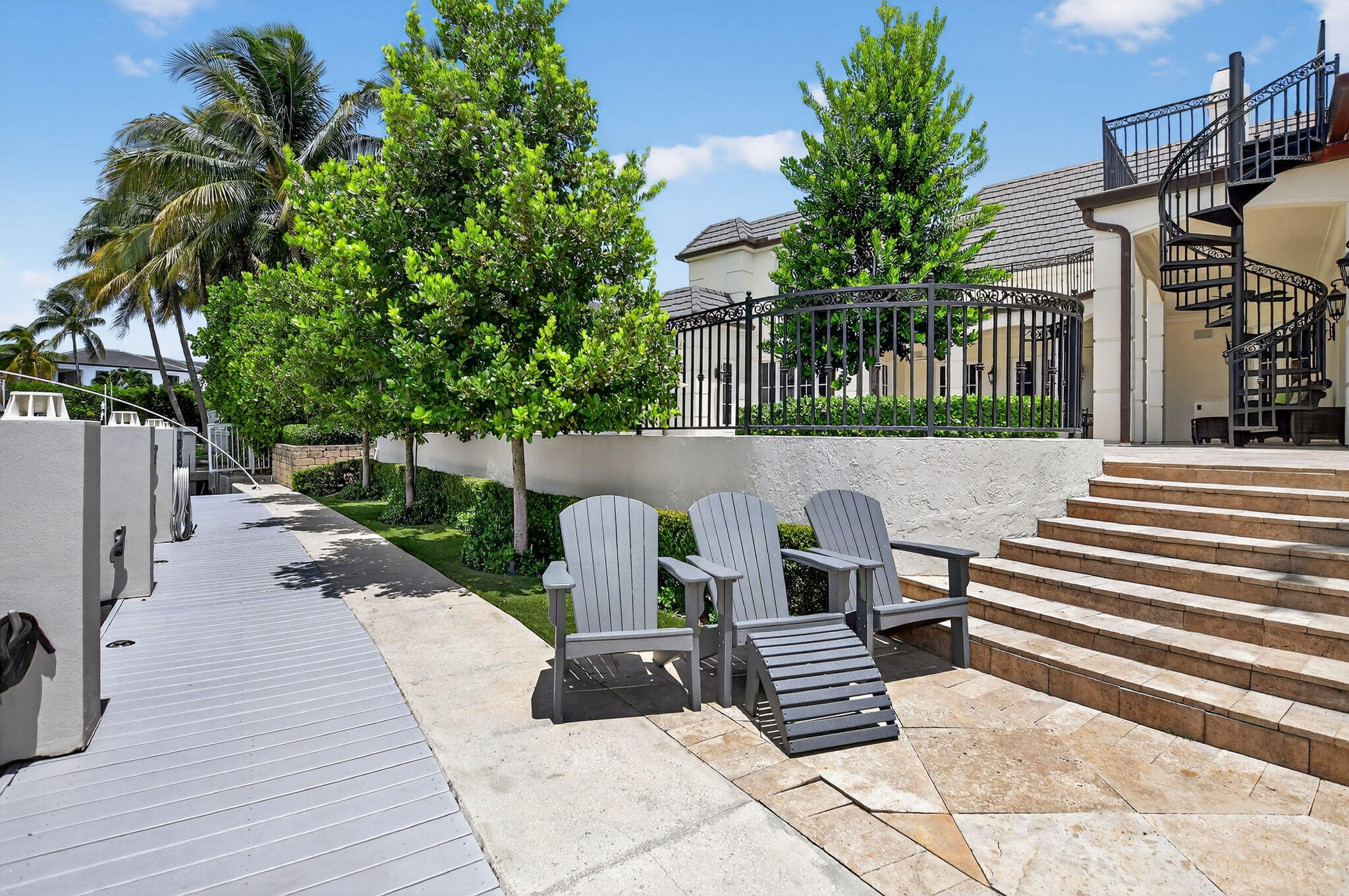 377 E Coconut Palm Road