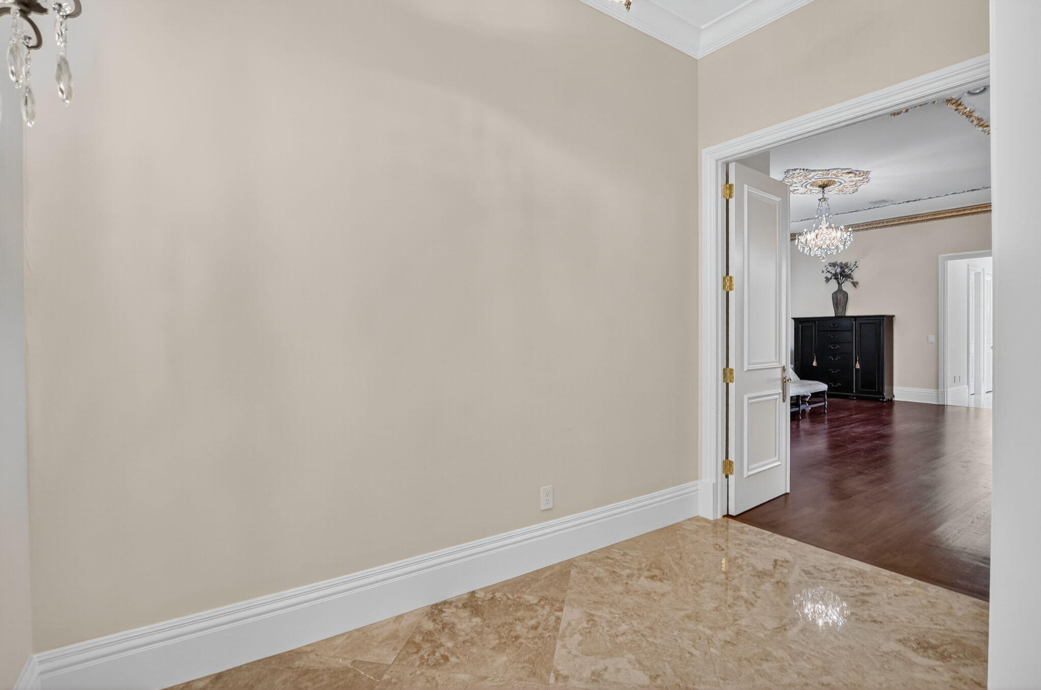 377 E Coconut Palm Road