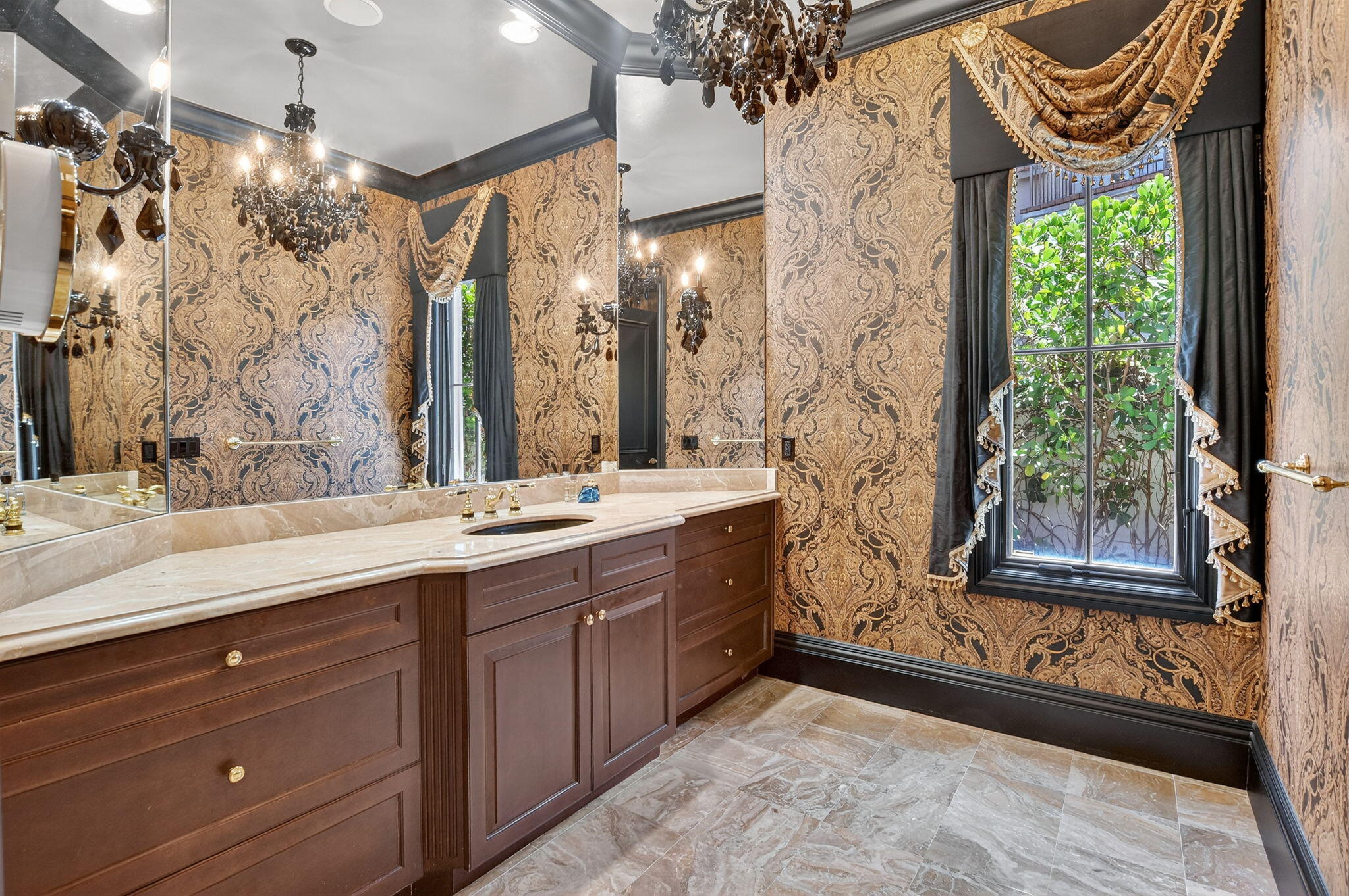 377 E Coconut Palm Road