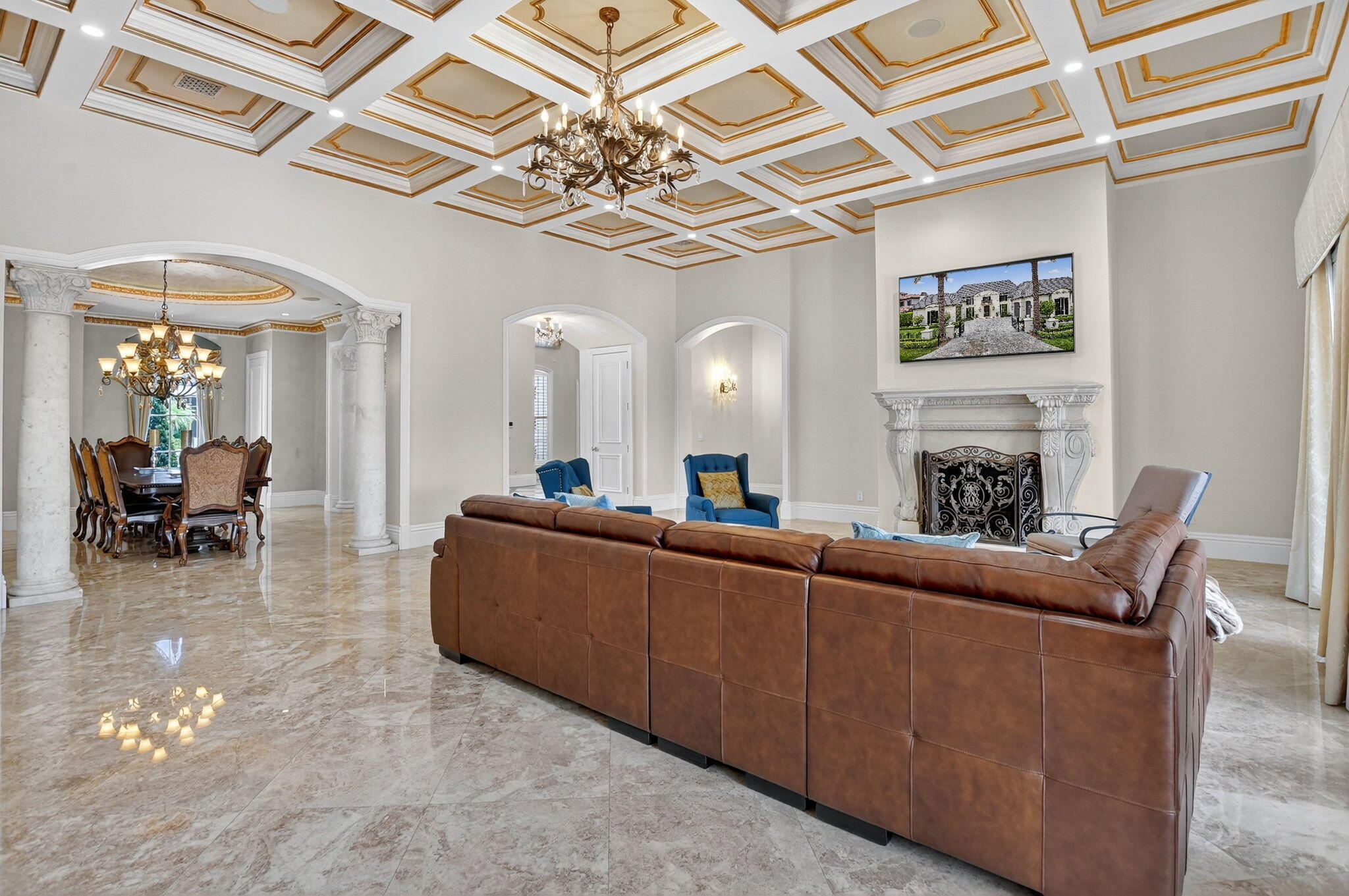 377 E Coconut Palm Road