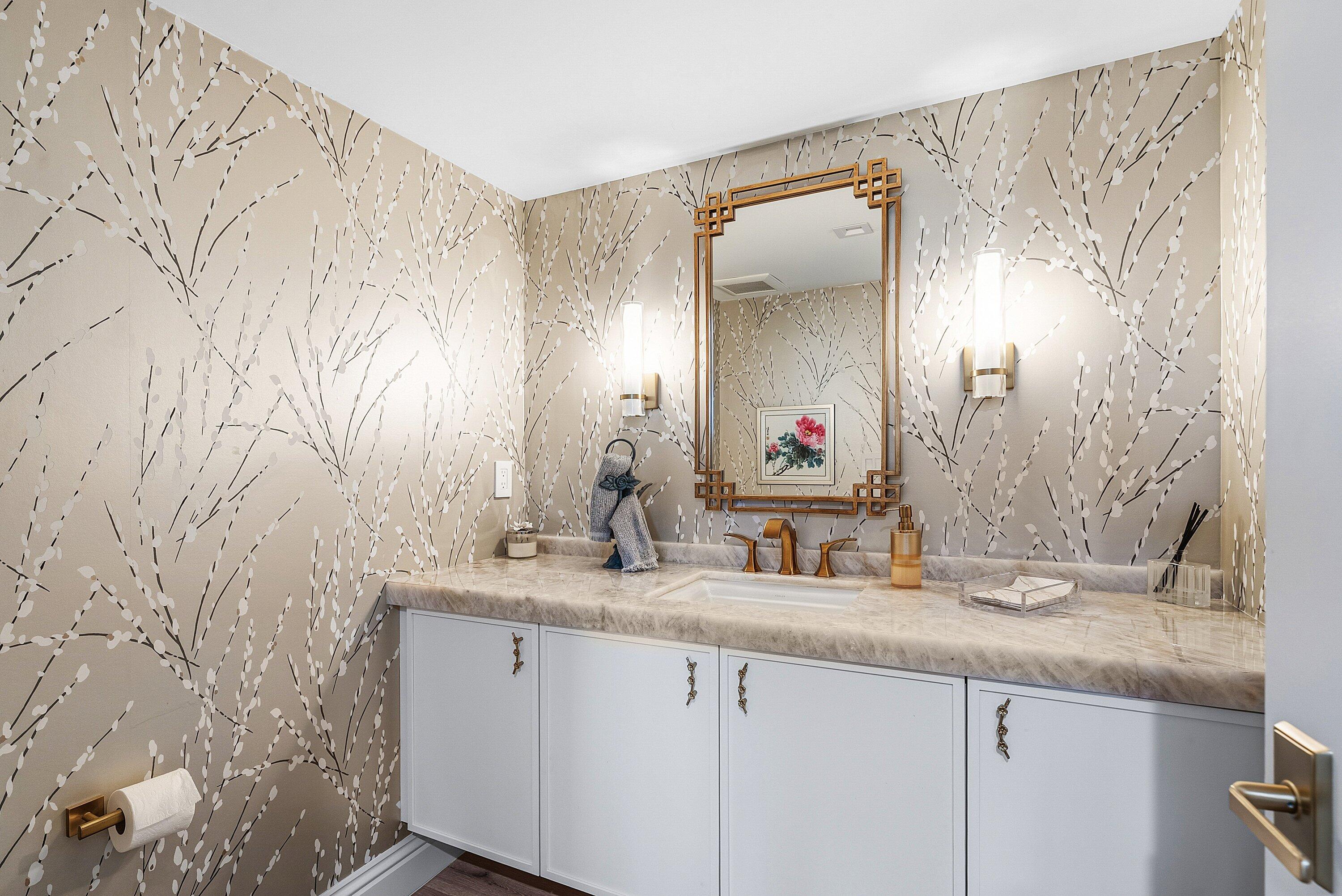 7575 Imperial Drive 501