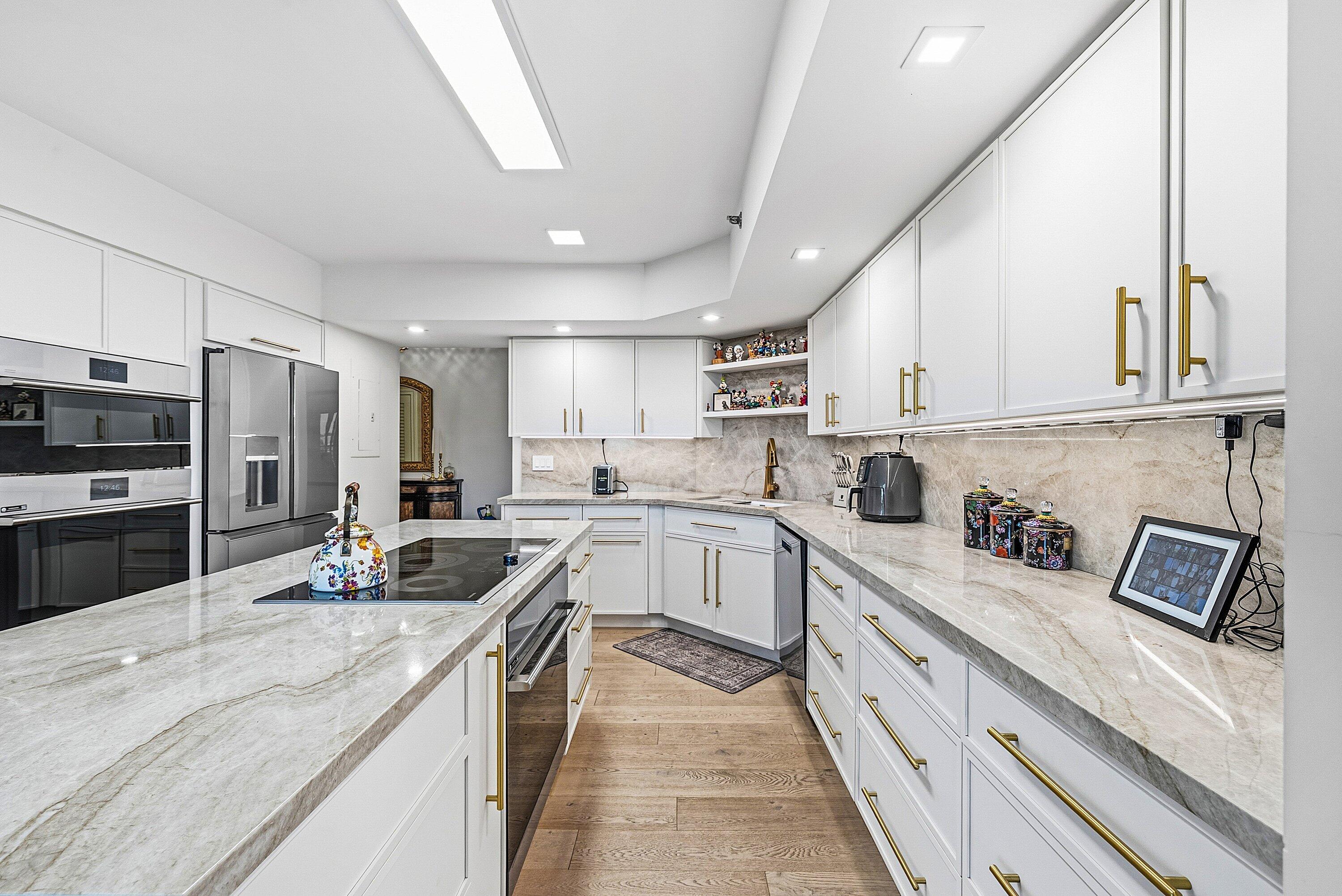 7575 Imperial Drive 501