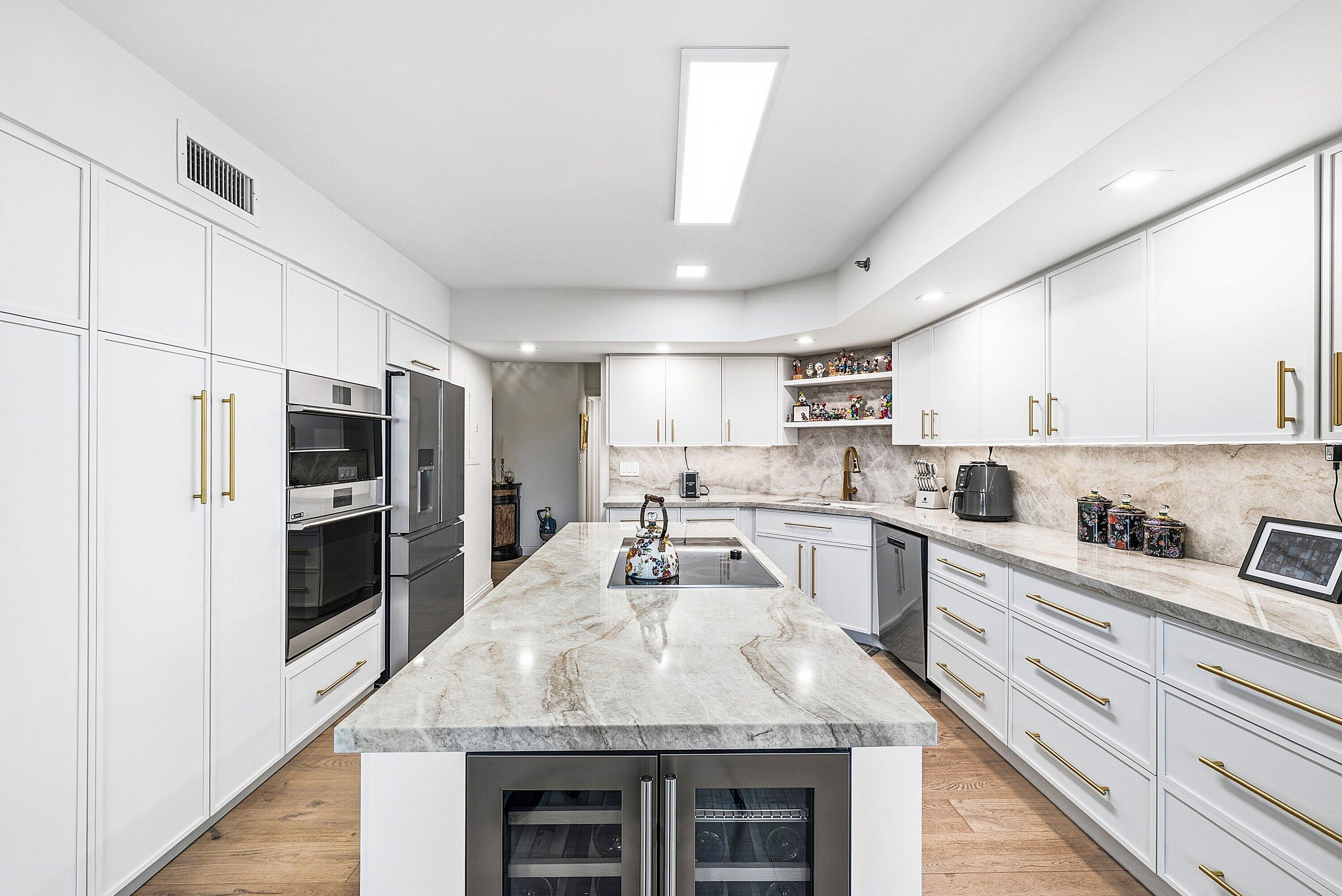 7575 Imperial Drive 501