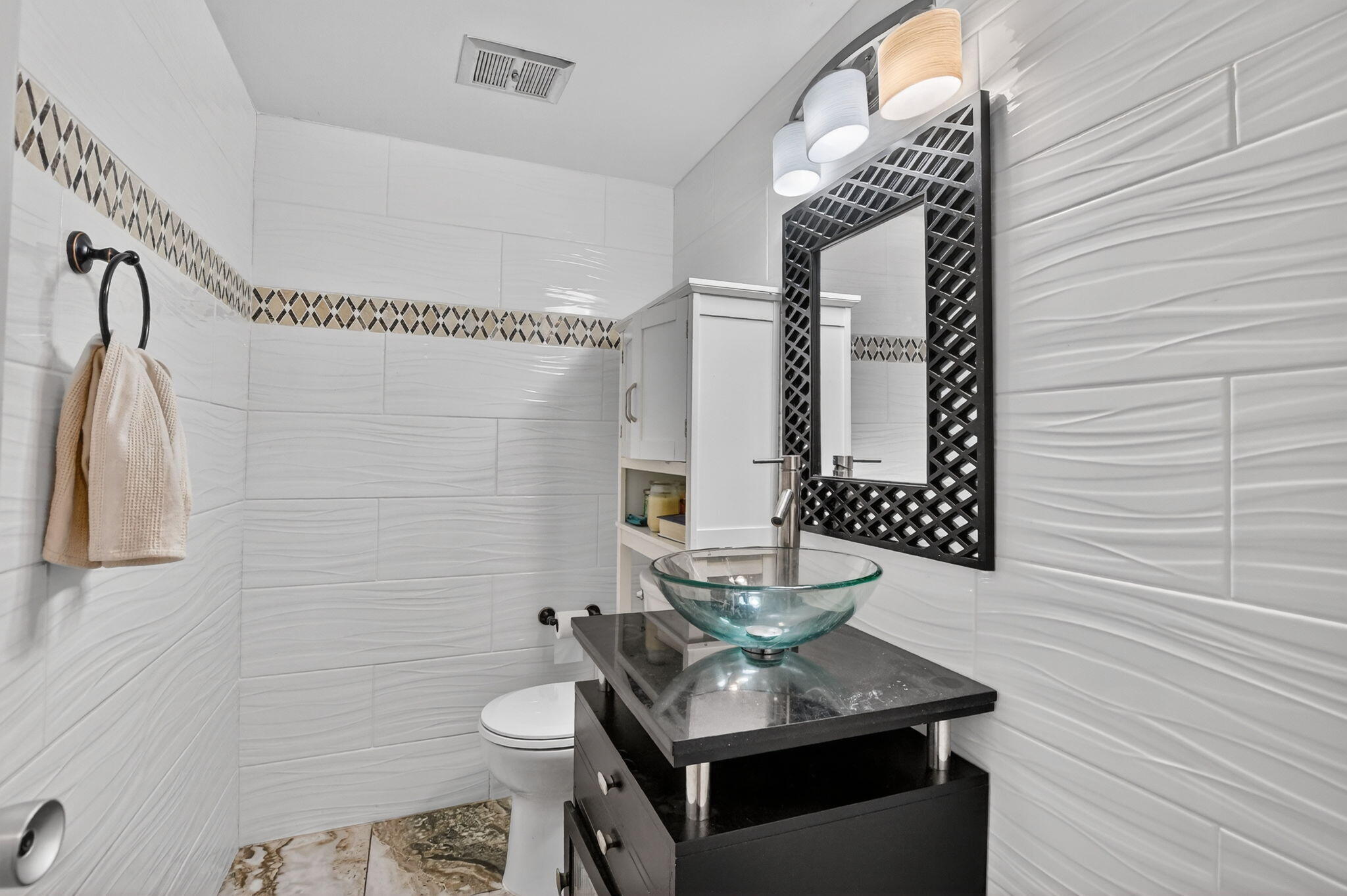1319 E Hillsboro Boulevard 208