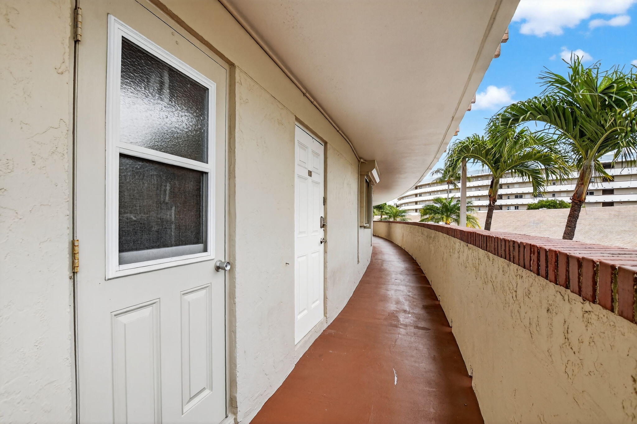 1319 E Hillsboro Boulevard 208