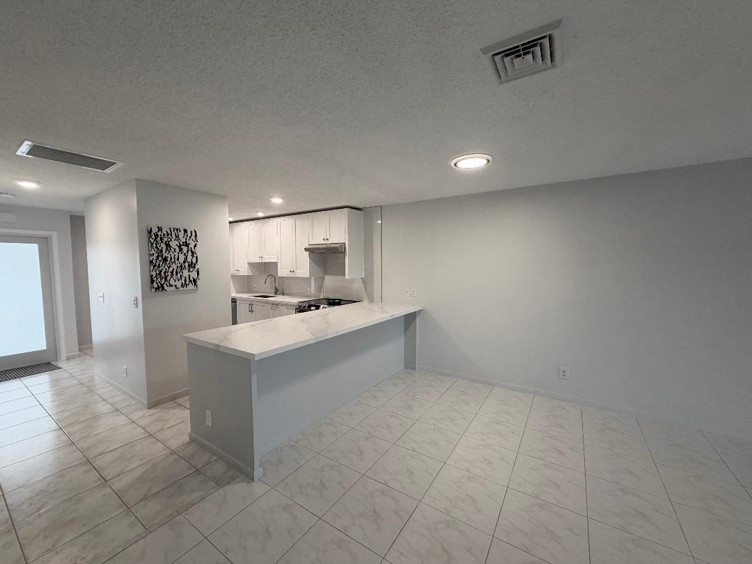 1110 Cactus Terrace D