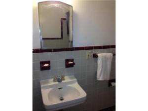 234 NE 5TH Terrace 234