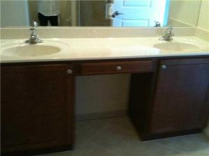 48 NW Hawthorne Place