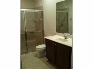 48 NW Hawthorne Place