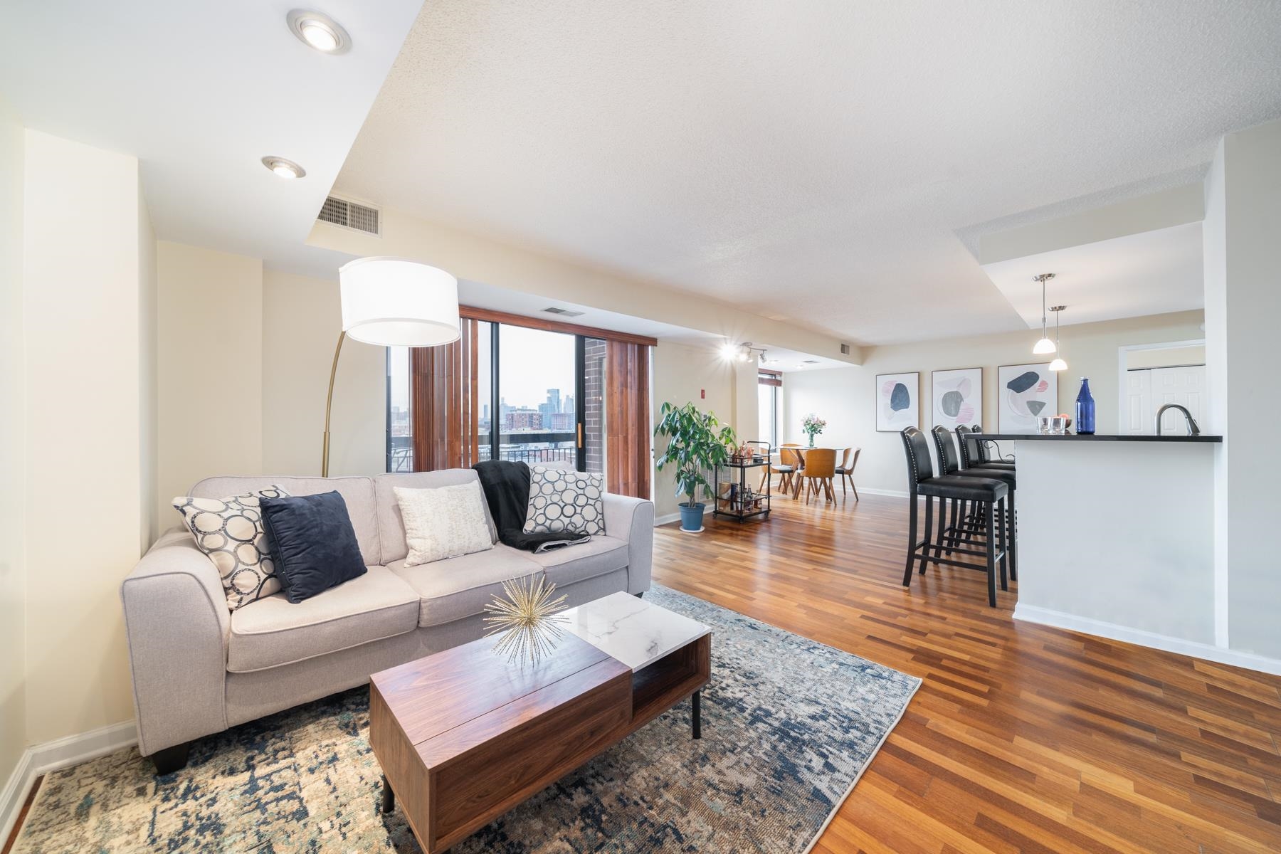 700 1ST ST Unit: 9E