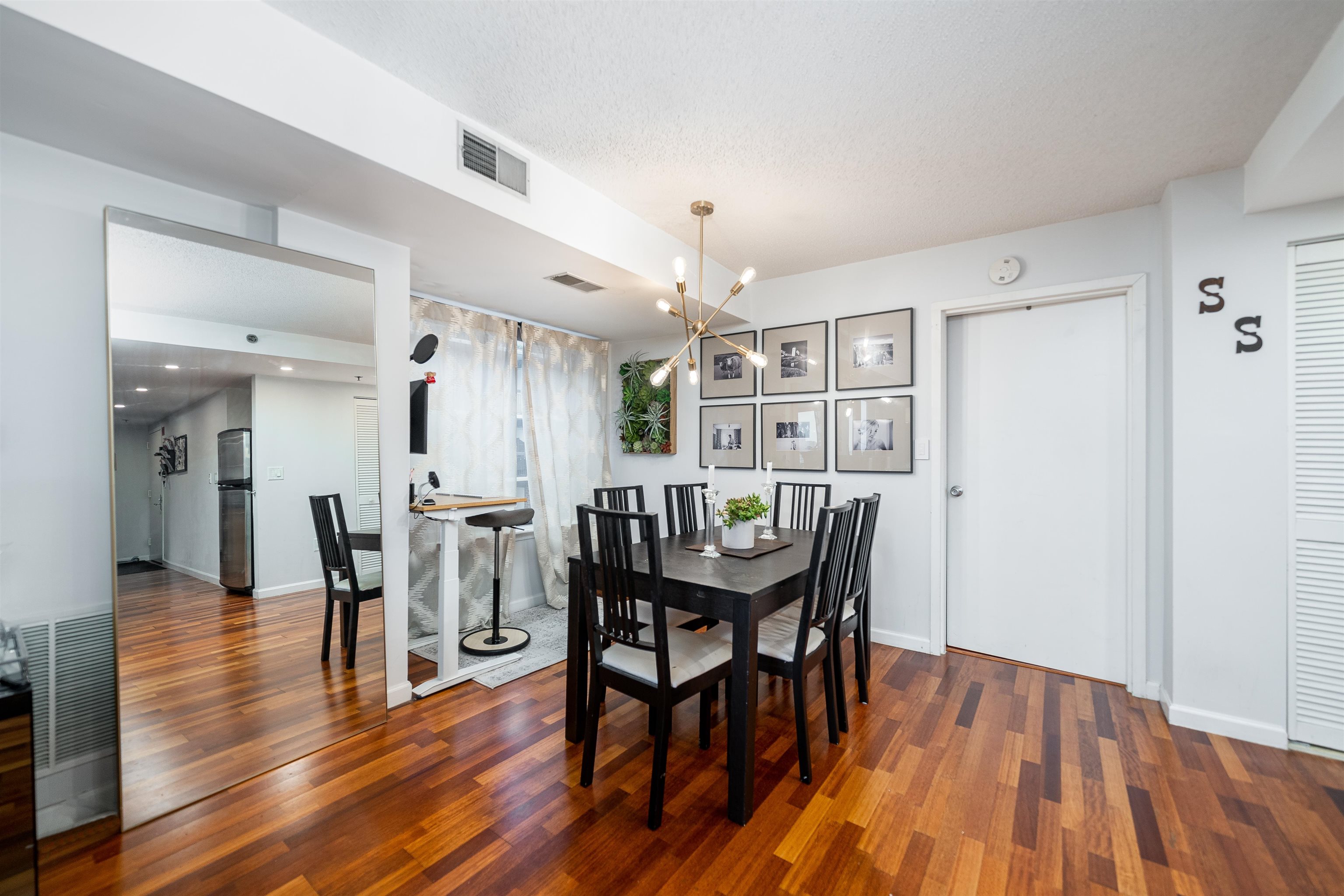 700 1ST ST Unit: 14A