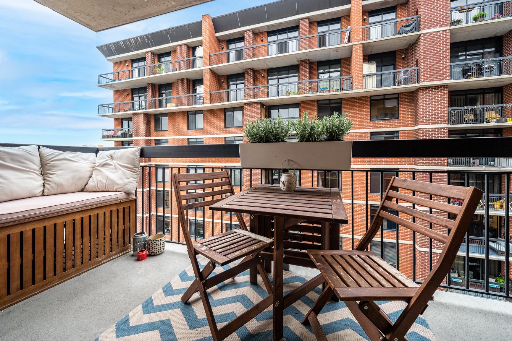 700 1ST ST Unit: 14A