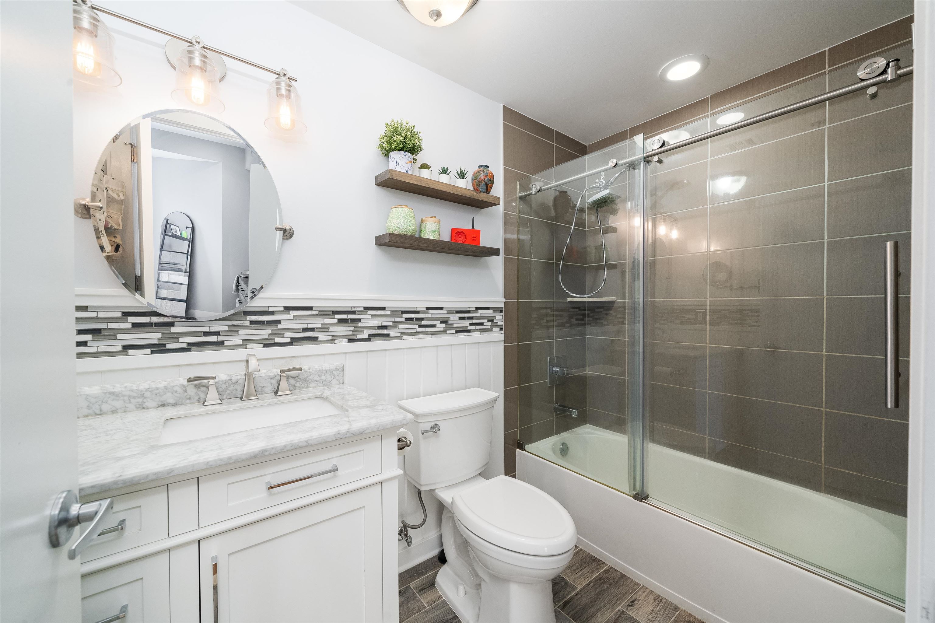 636 5TH ST Unit: 302