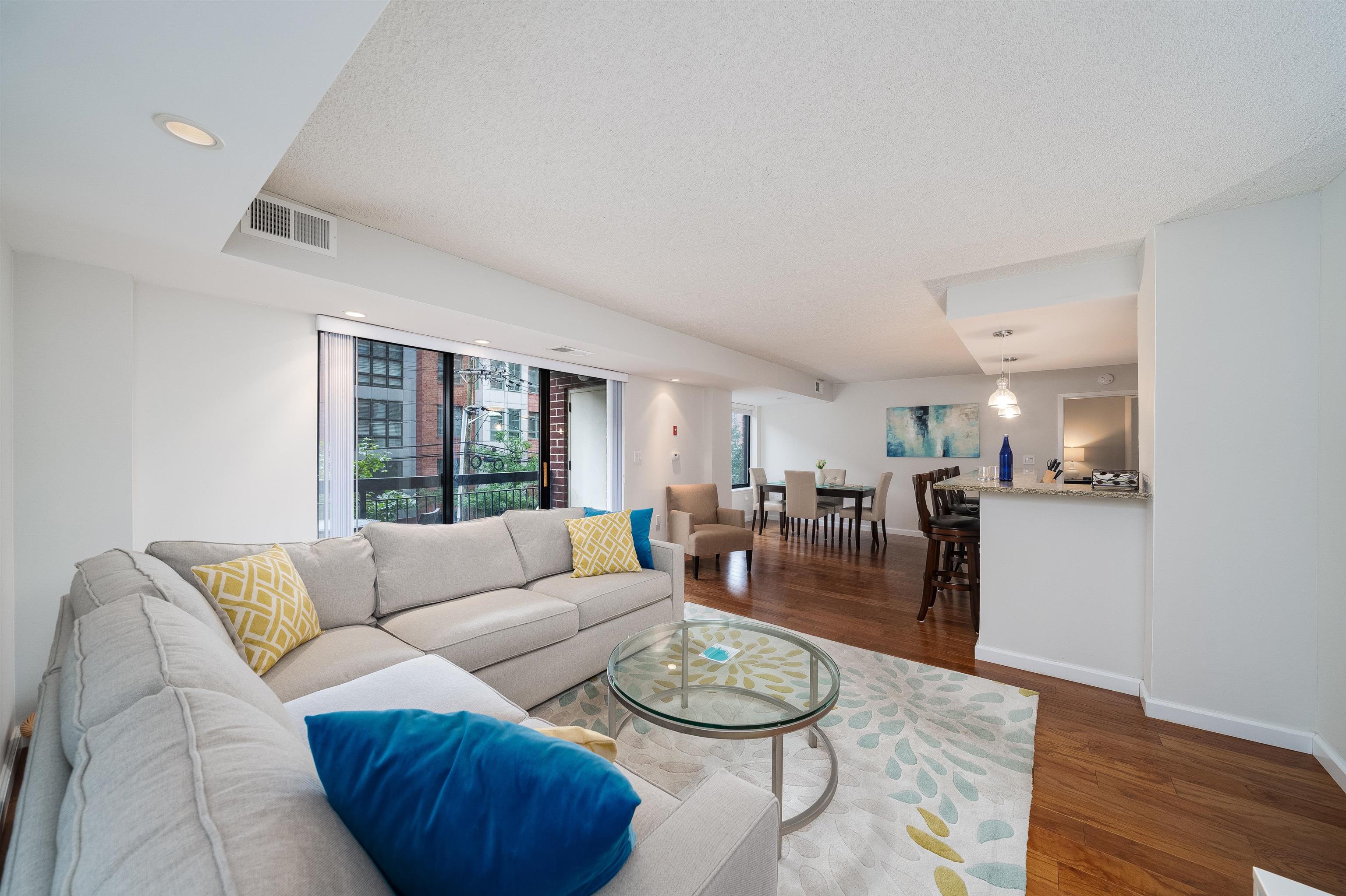 700 1ST ST Unit: 2E