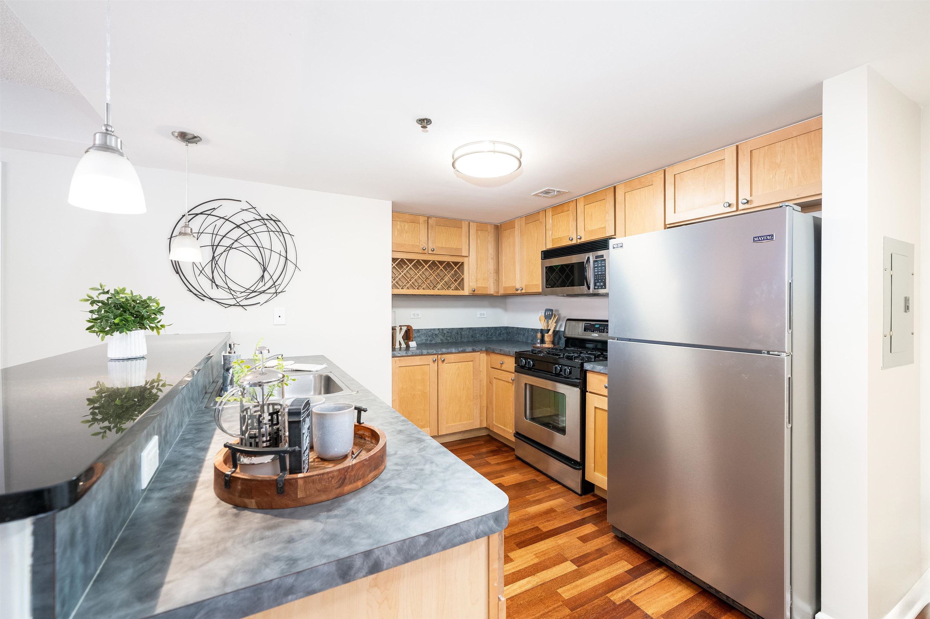 700 1ST ST Unit: 14K