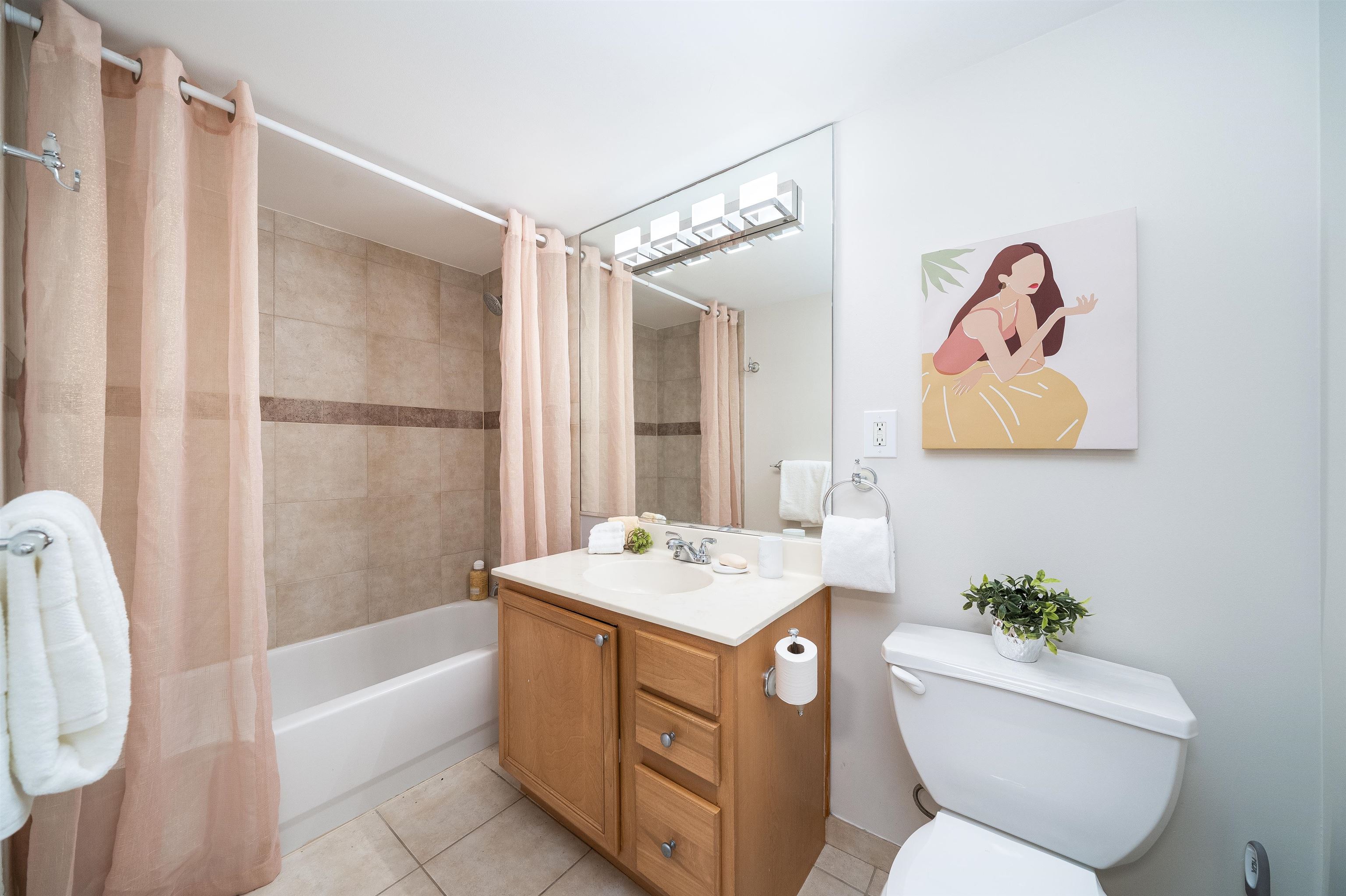 700 1ST ST Unit: 14K