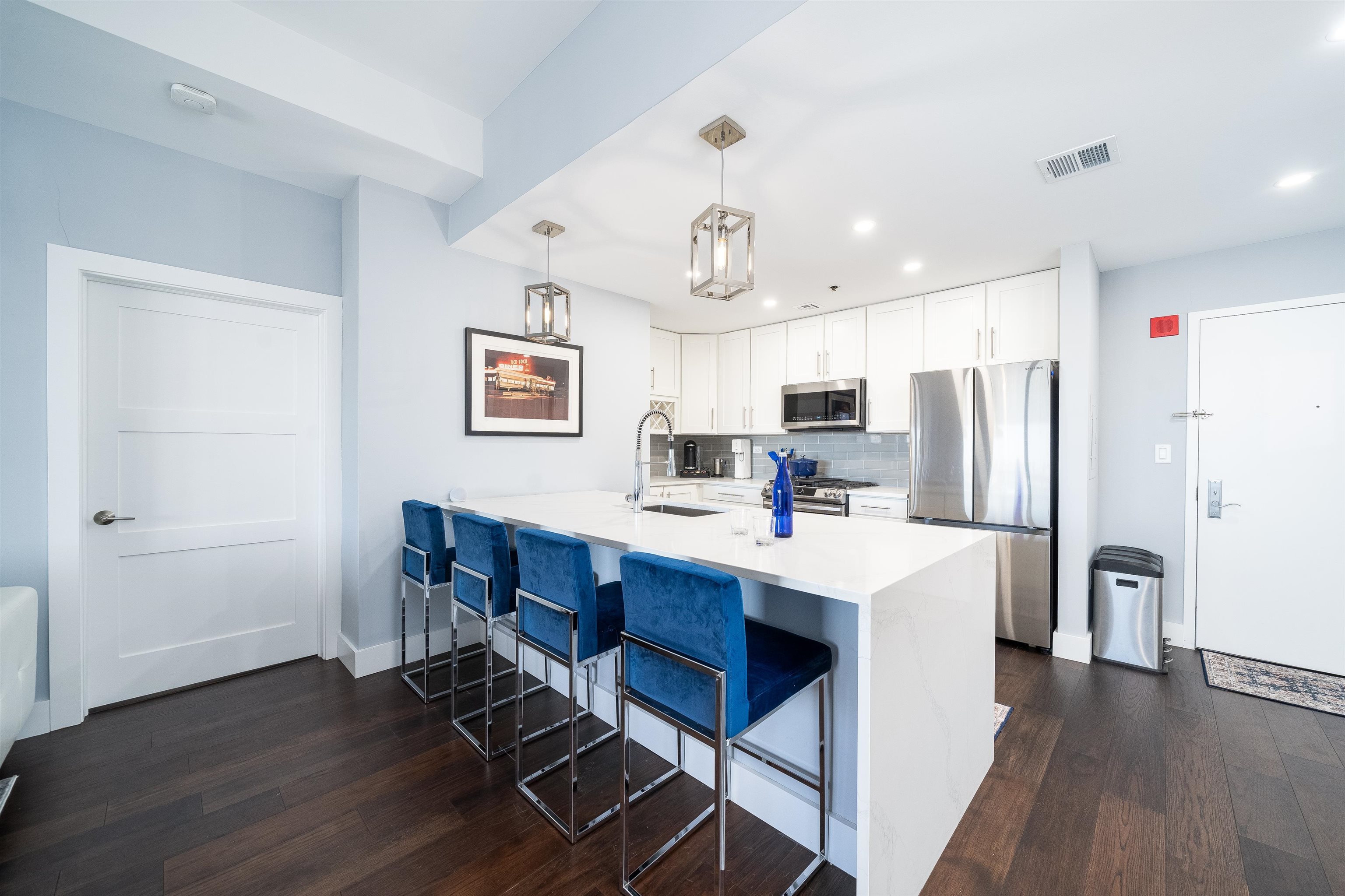 700 1ST ST Unit: 16F