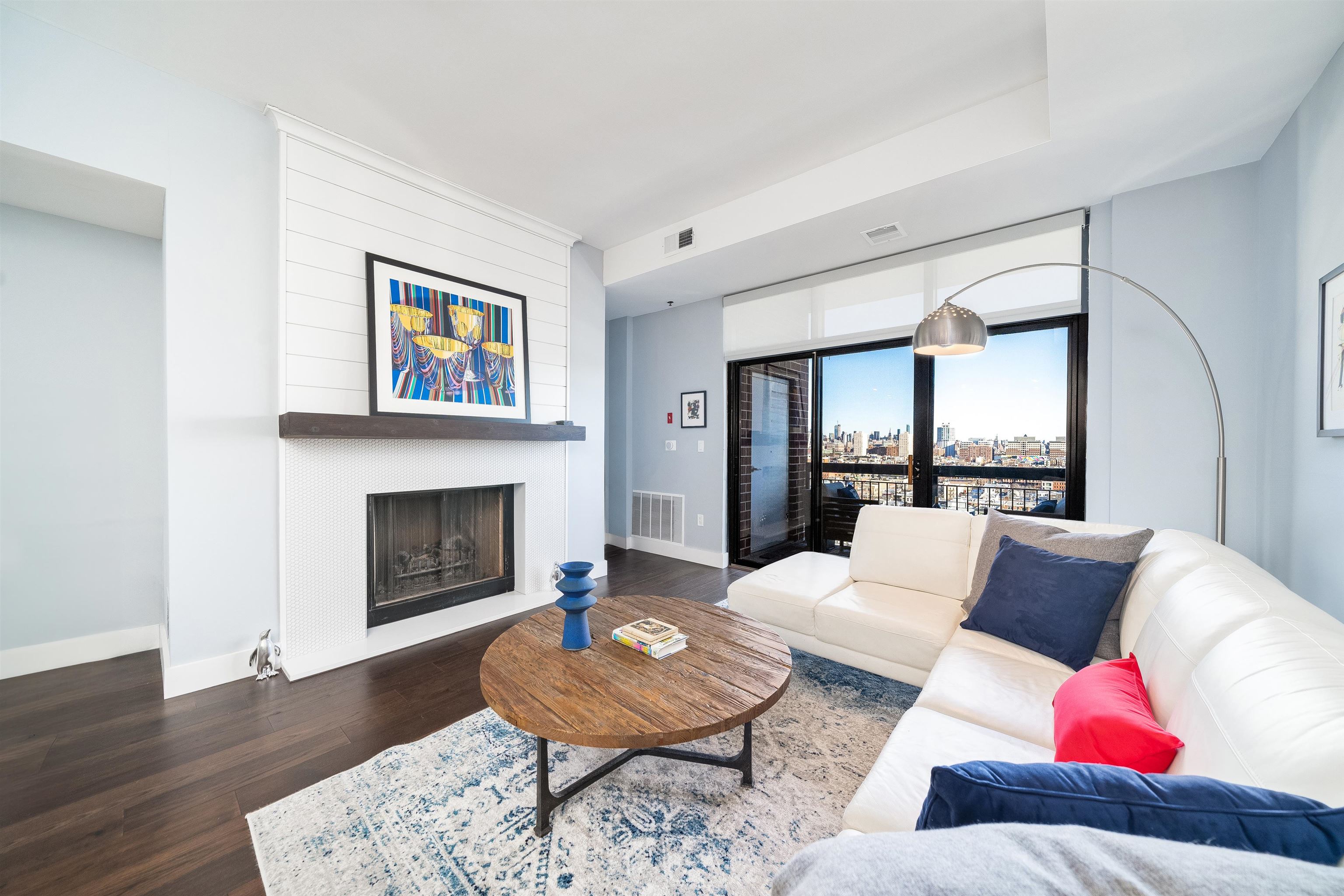 700 1ST ST Unit: 16F