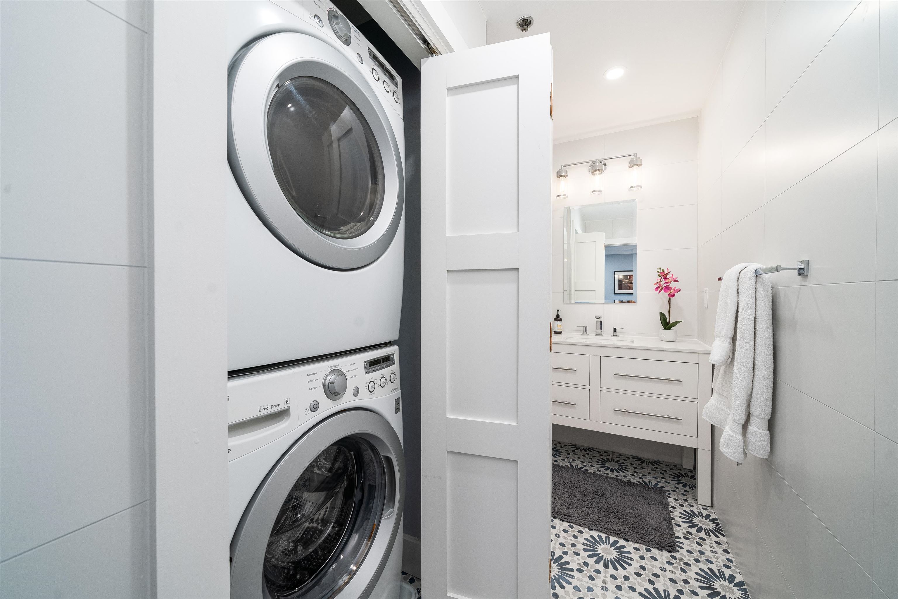 700 1ST ST Unit: 16F